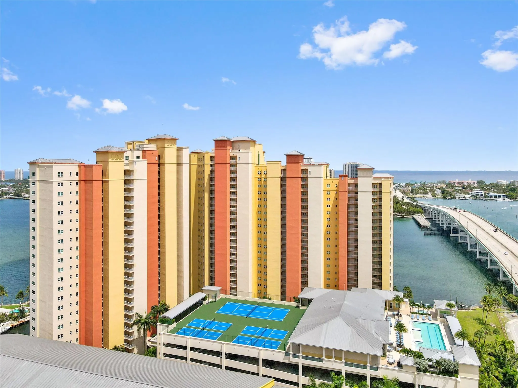 2650 Lake Shore Dr, #1704