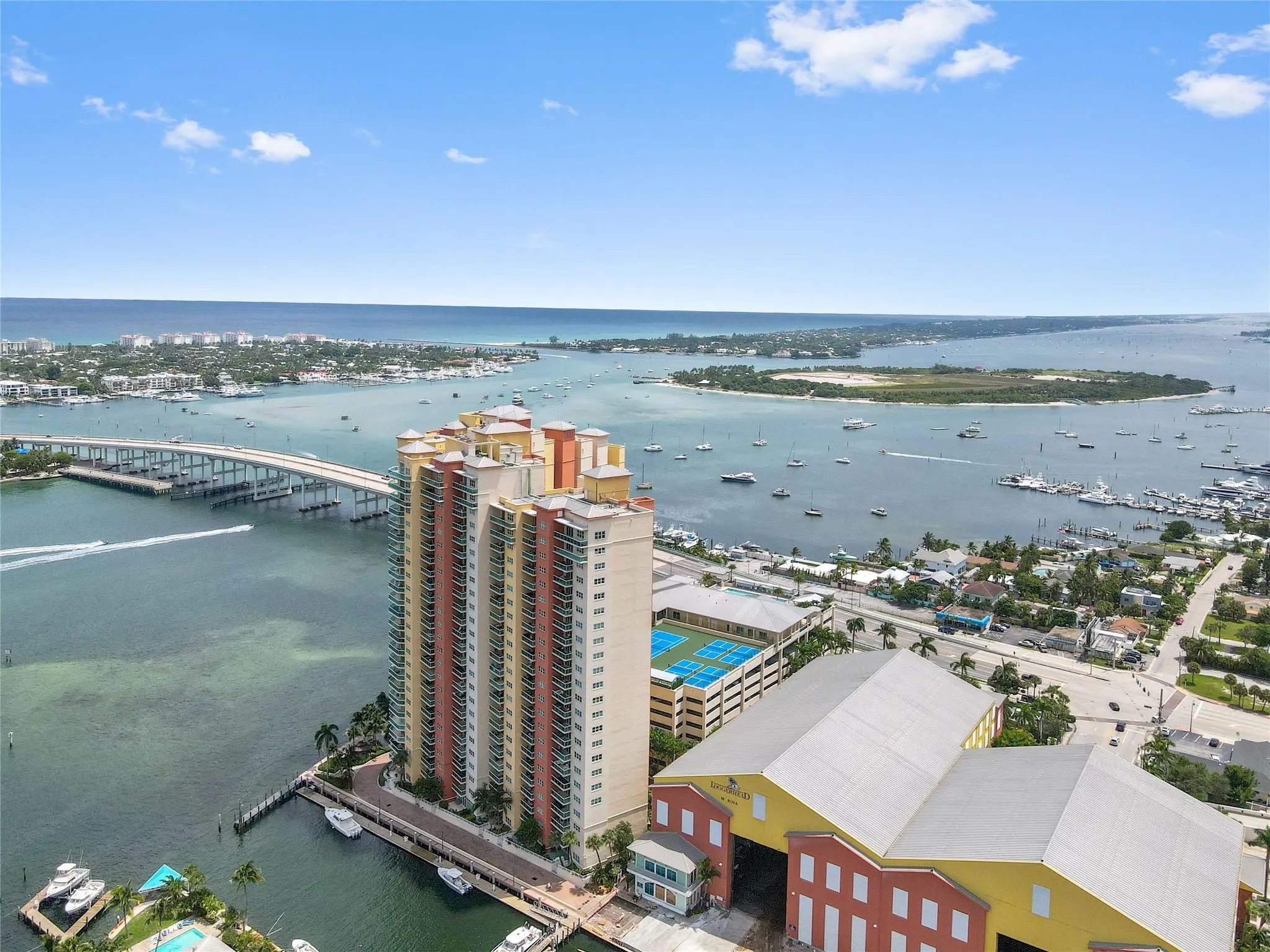 2650 Lake Shore Dr, #1704