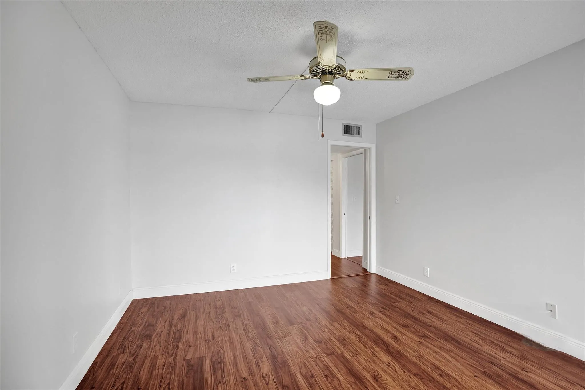 7432 Ashmont Circle, #208