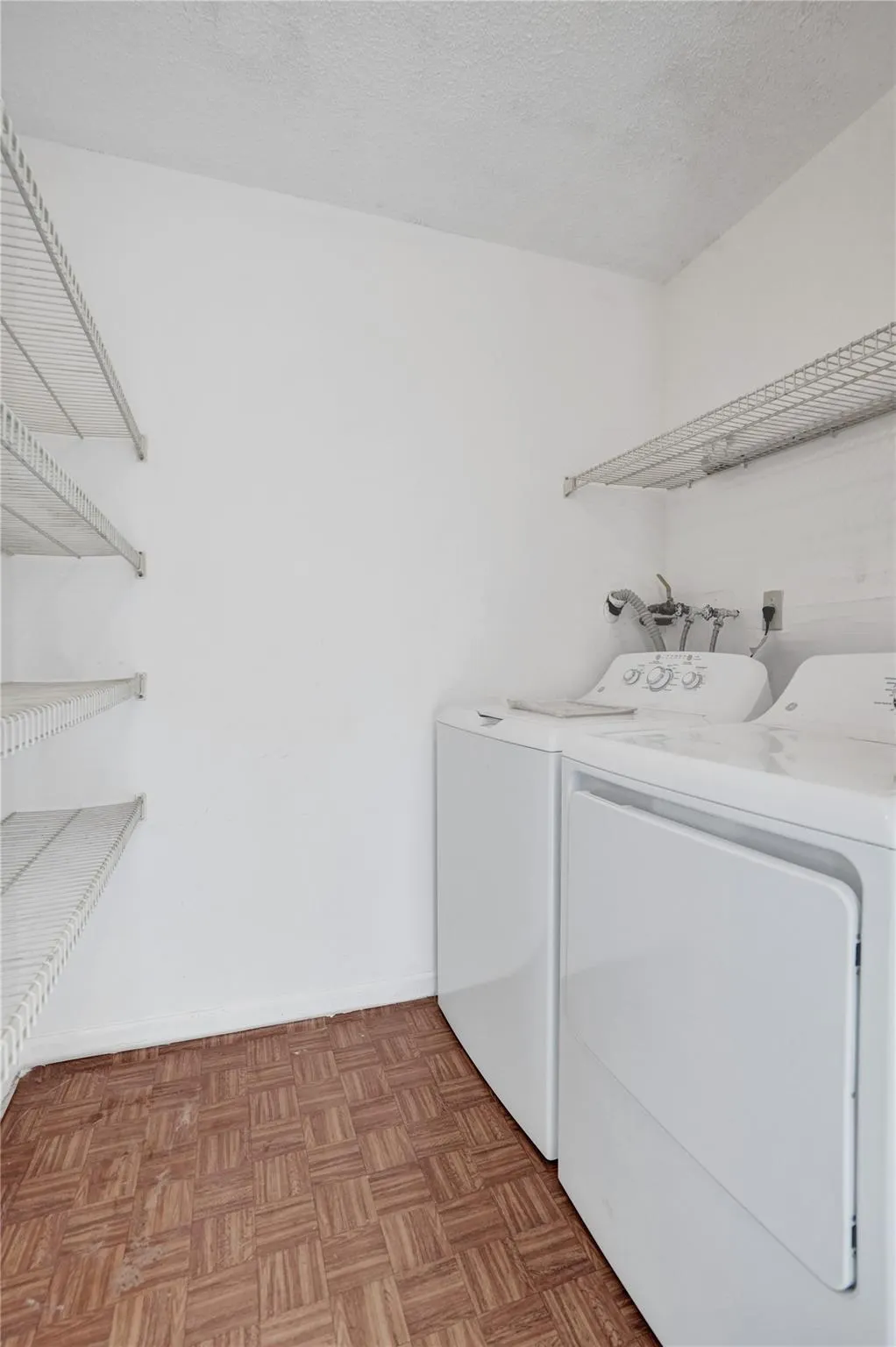 7432 Ashmont Circle, #208
