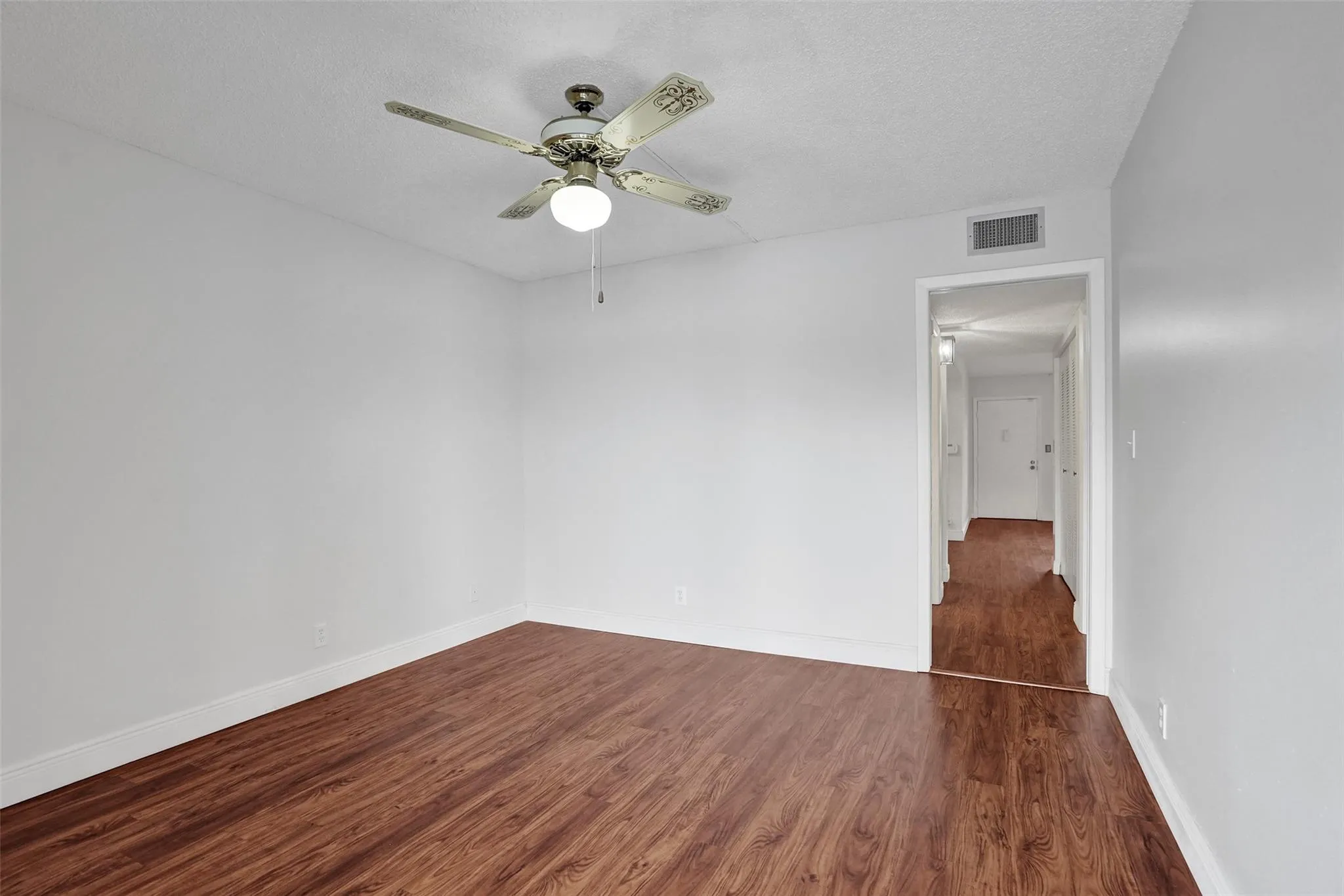 7432 Ashmont Circle, #208