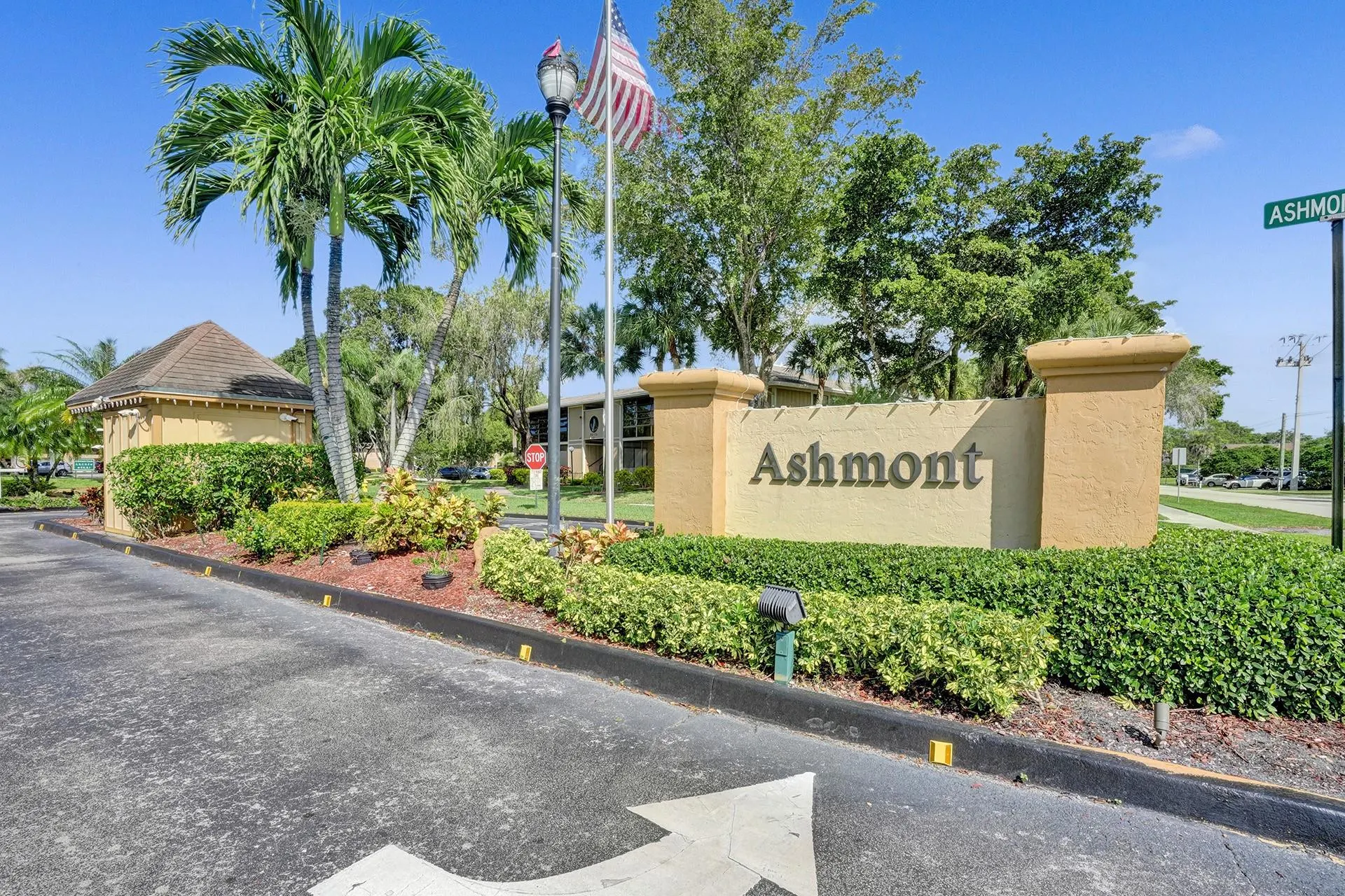 7432 Ashmont Circle, #208