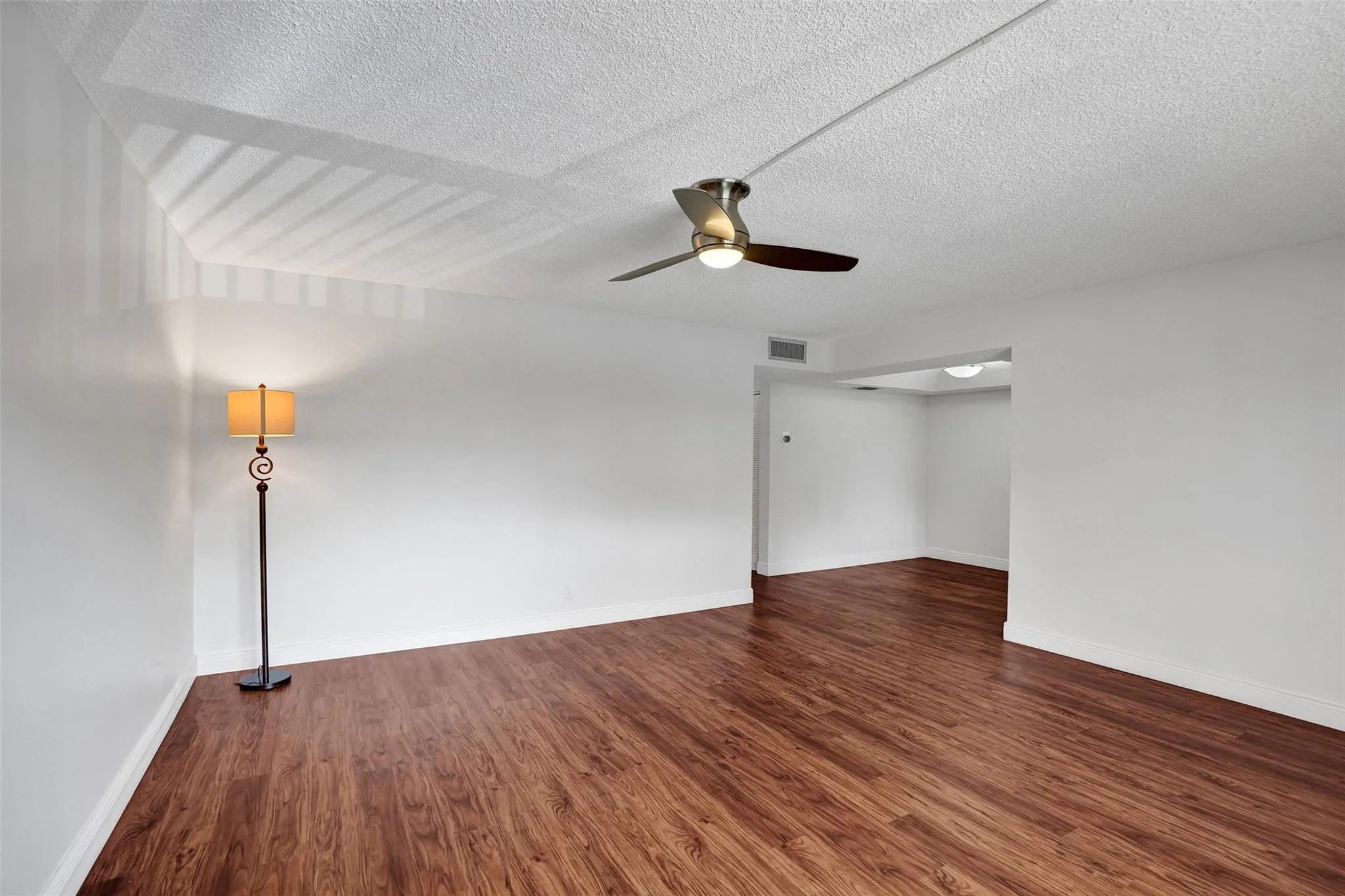 7432 Ashmont Circle, #208