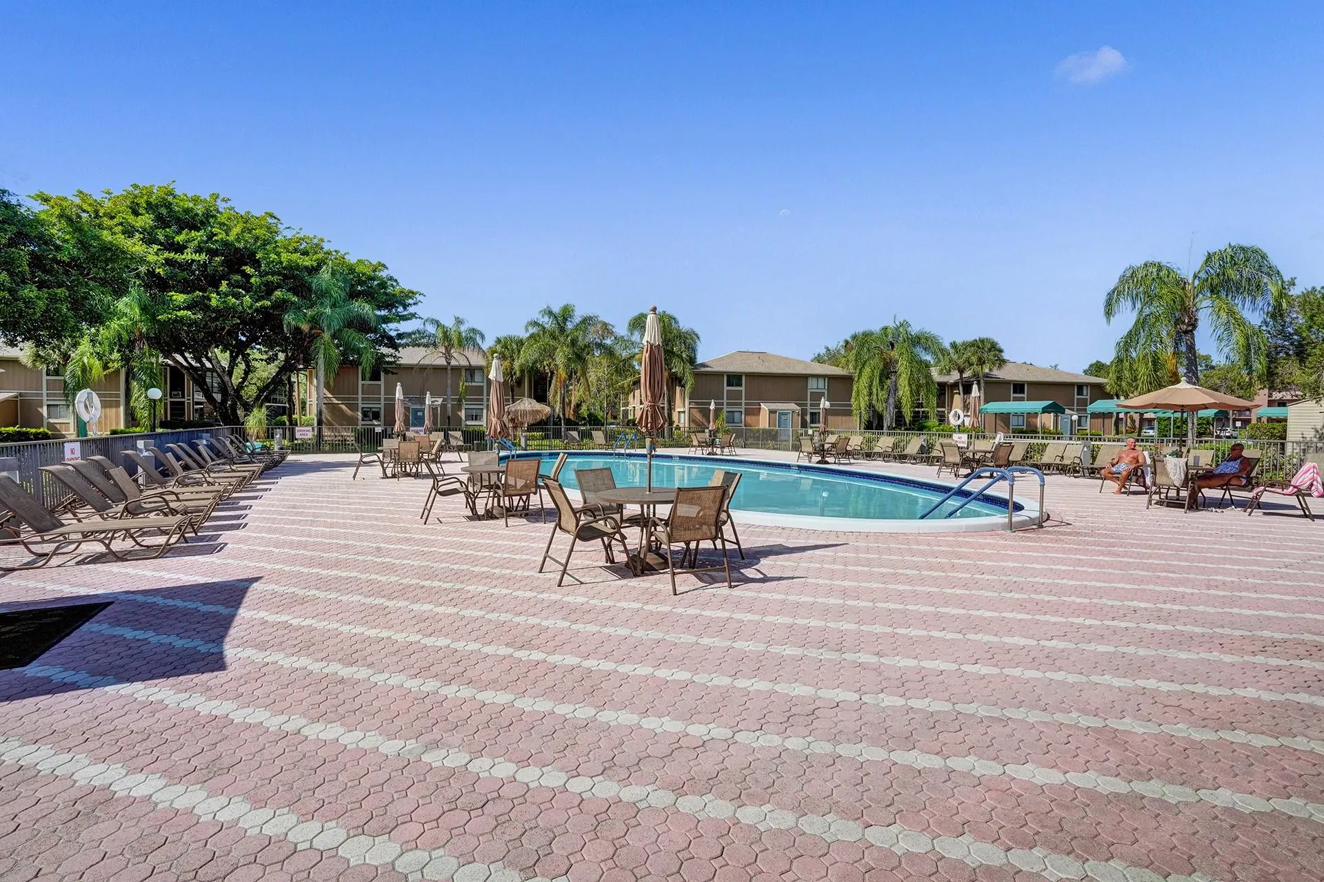 7432 Ashmont Circle, #208