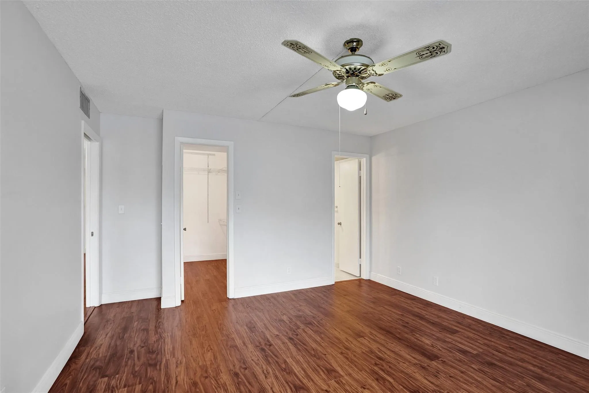 7432 Ashmont Circle, #208