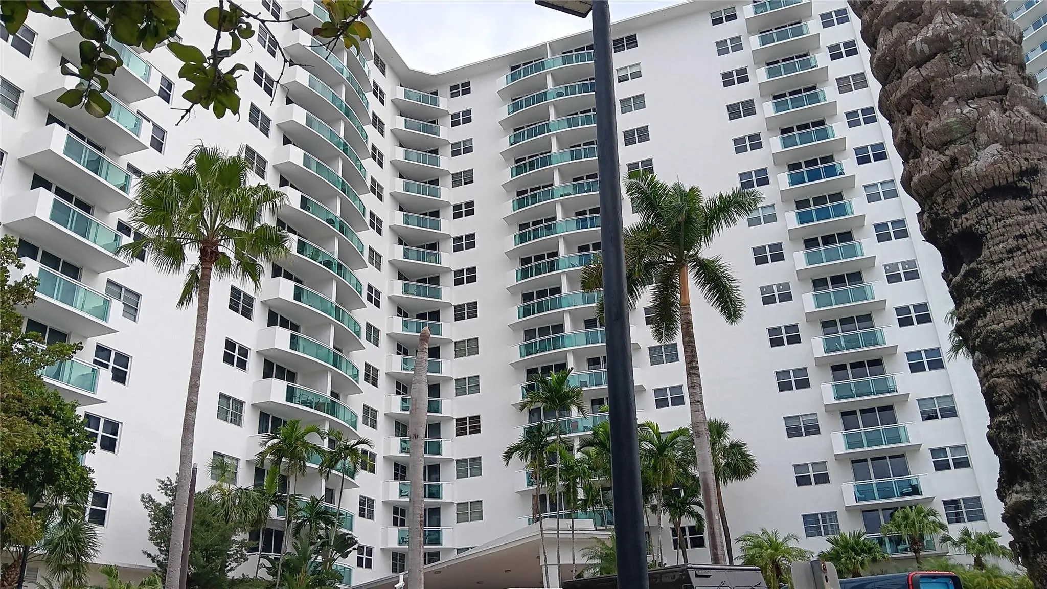 3001 S Ocean Dr, #109