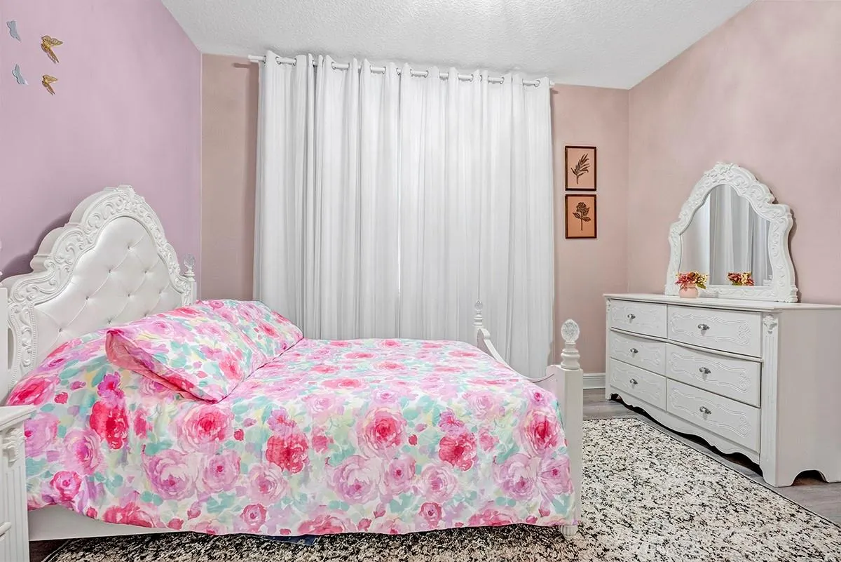 6091 Yerba Buena Ct