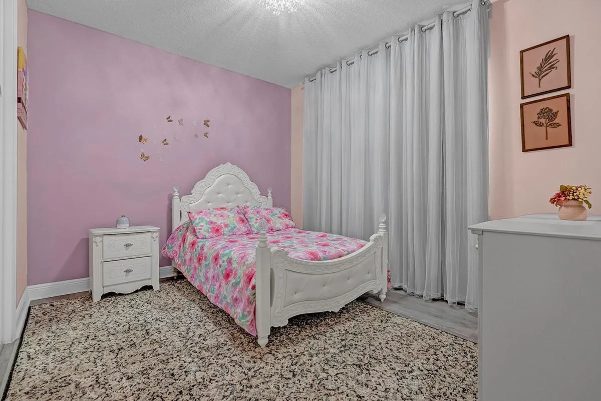 6091 Yerba Buena Ct