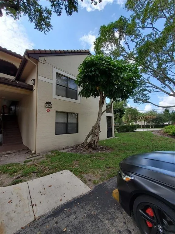 4381 W Mcnab Rd, #24