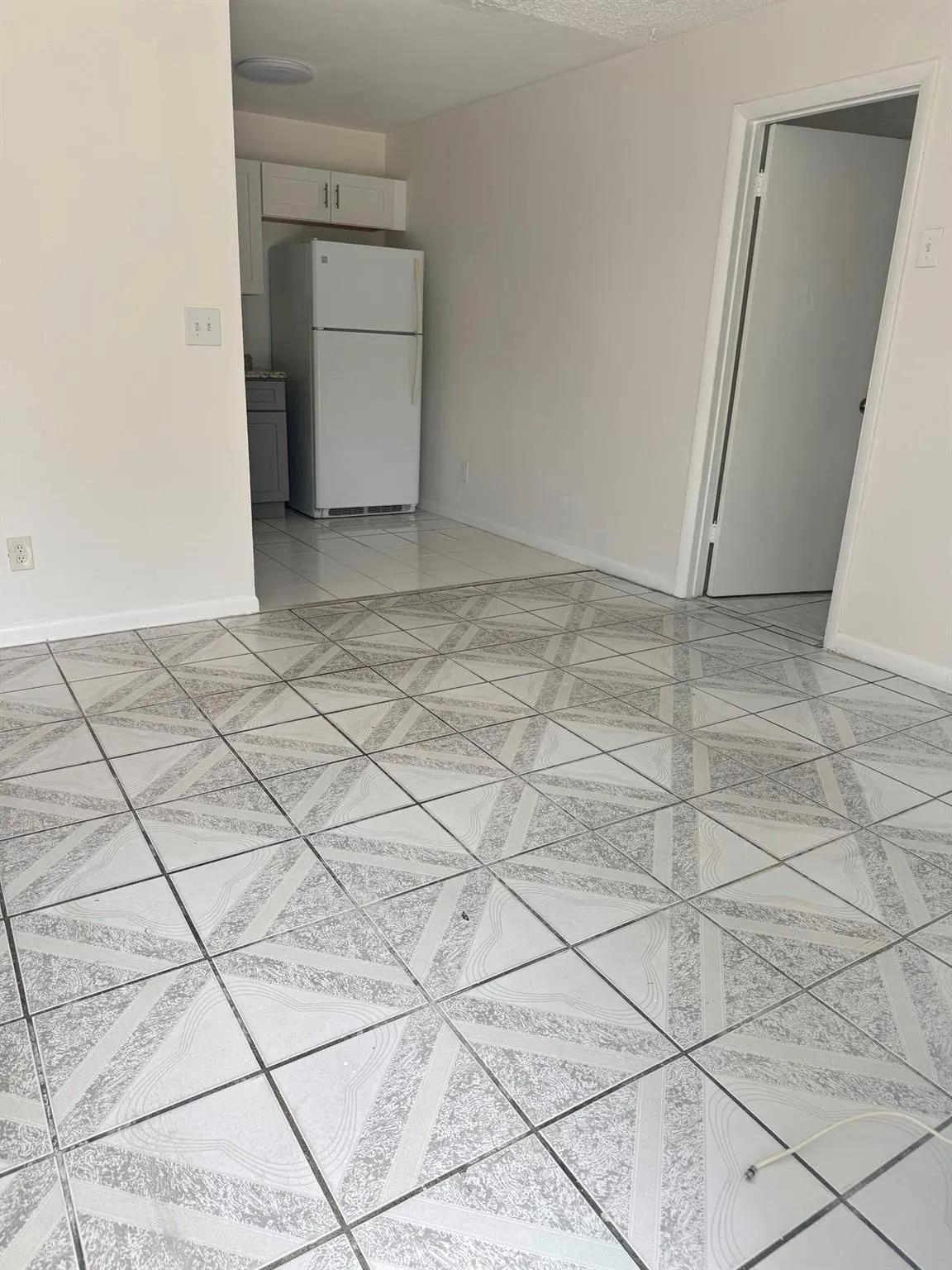 3574 Saranac Ave, #3574
