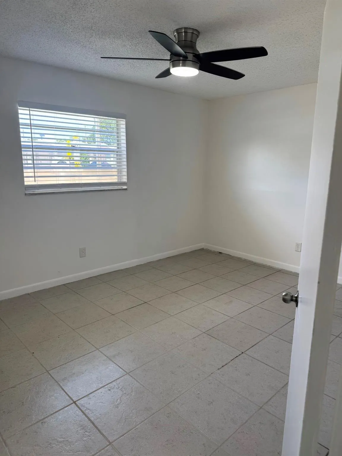 3574 Saranac Ave, #3574