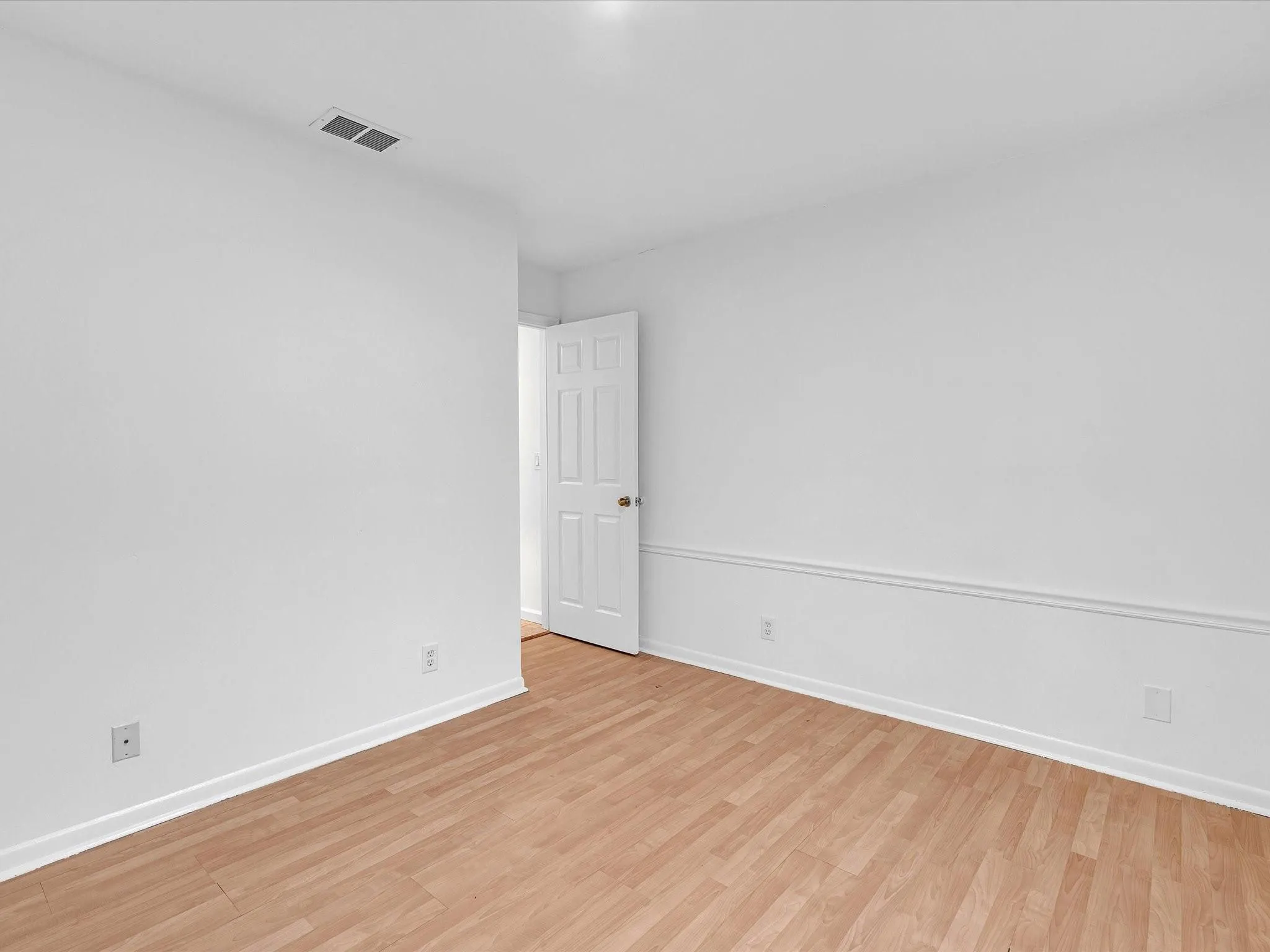 255 Somerset Way