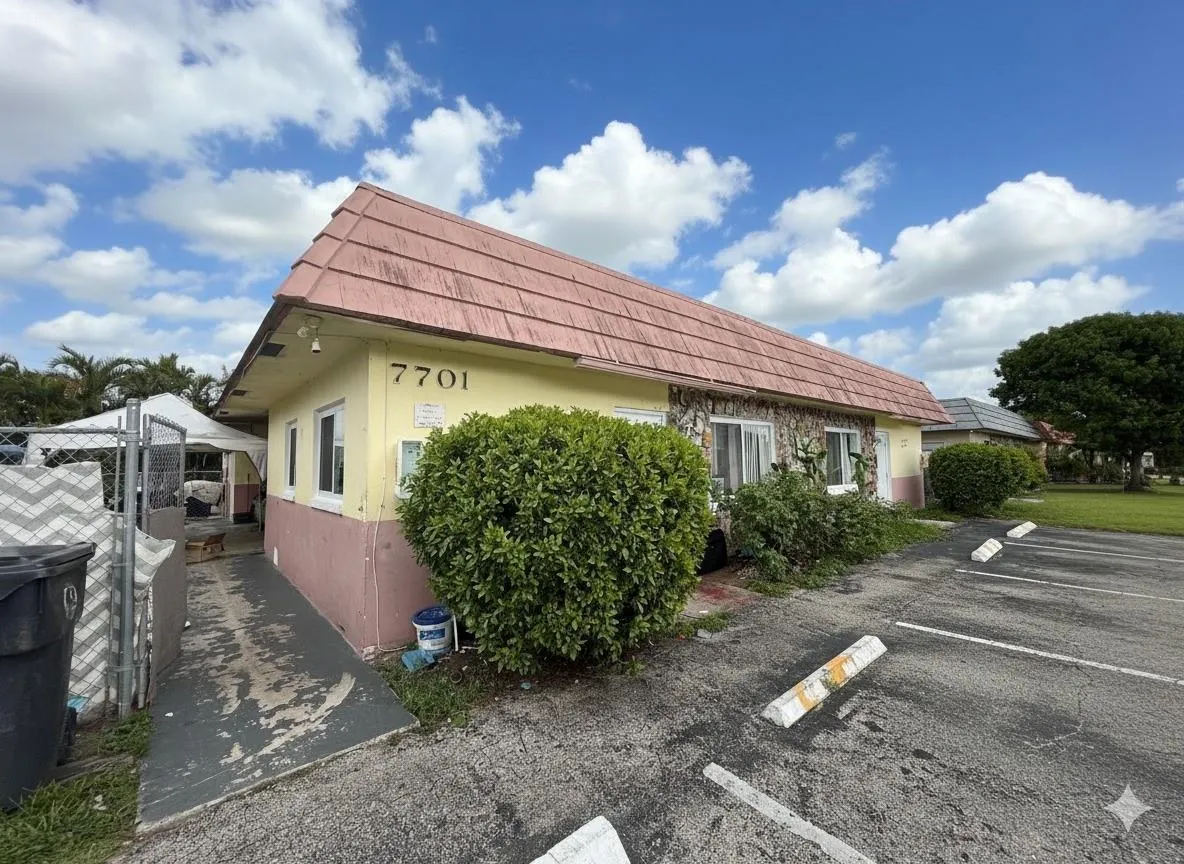 7701 SW 10th St, #C