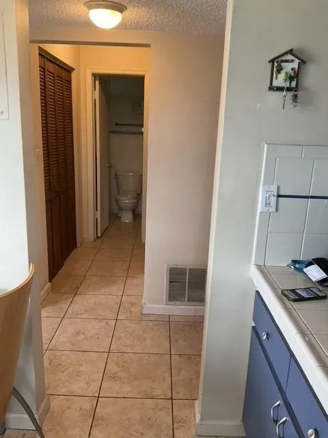 3300 NE 10th Ter, #61