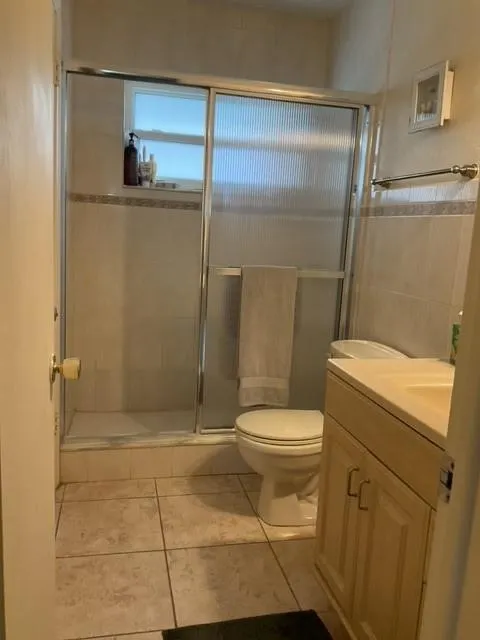 3300 NE 10th Ter, #61