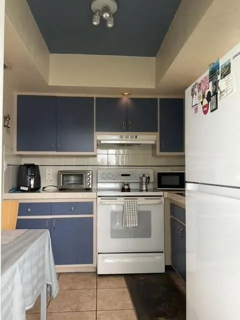 3300 NE 10th Ter, #61