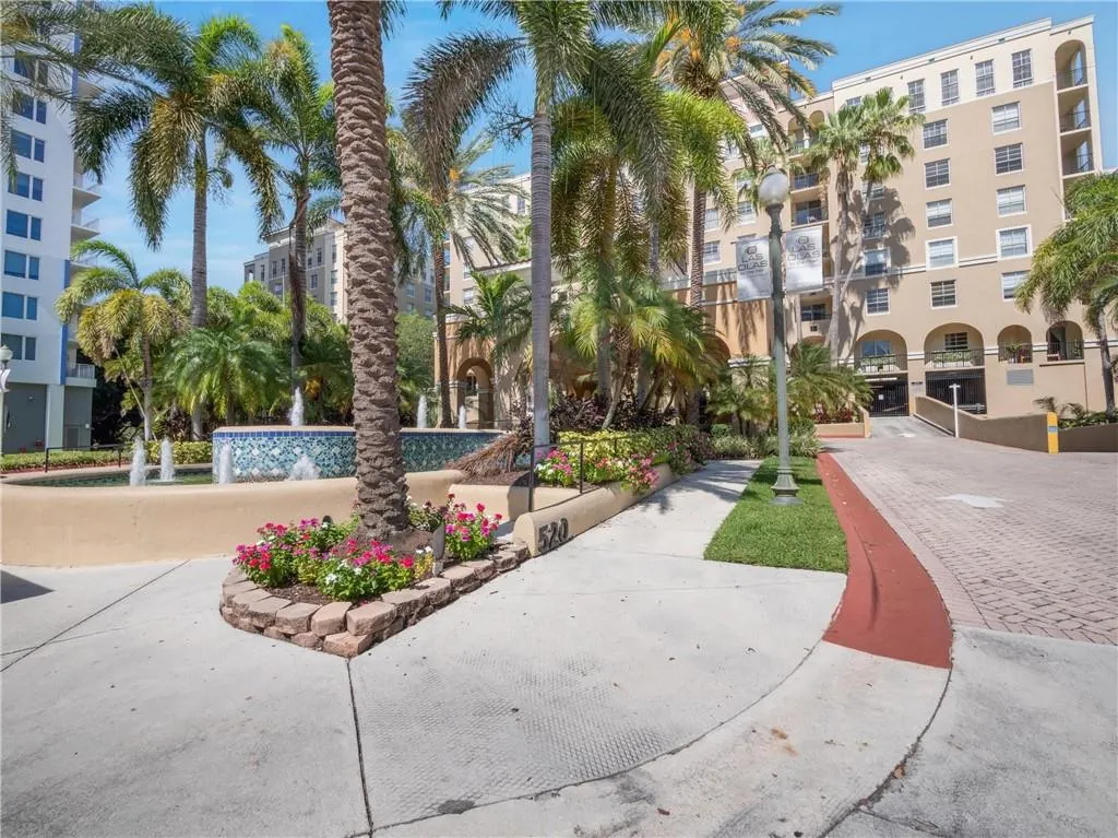 520 SE 5th Ave, #1502
