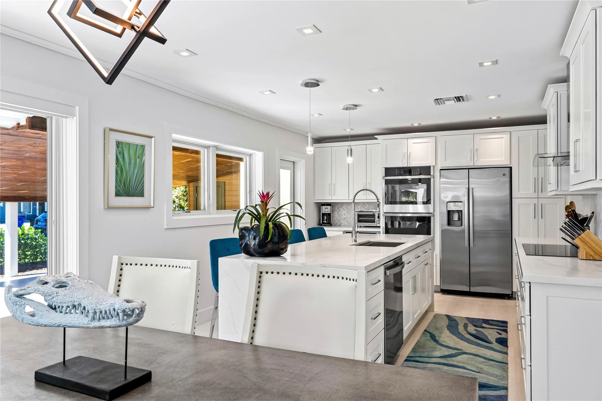 2600 NE 26th Ave