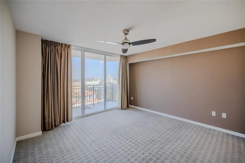 610 W Las Olas Blvd, #1216N