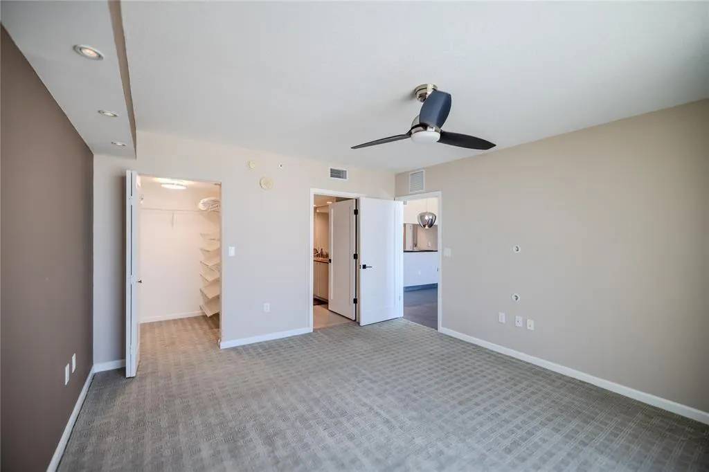 610 W Las Olas Blvd, #1216N