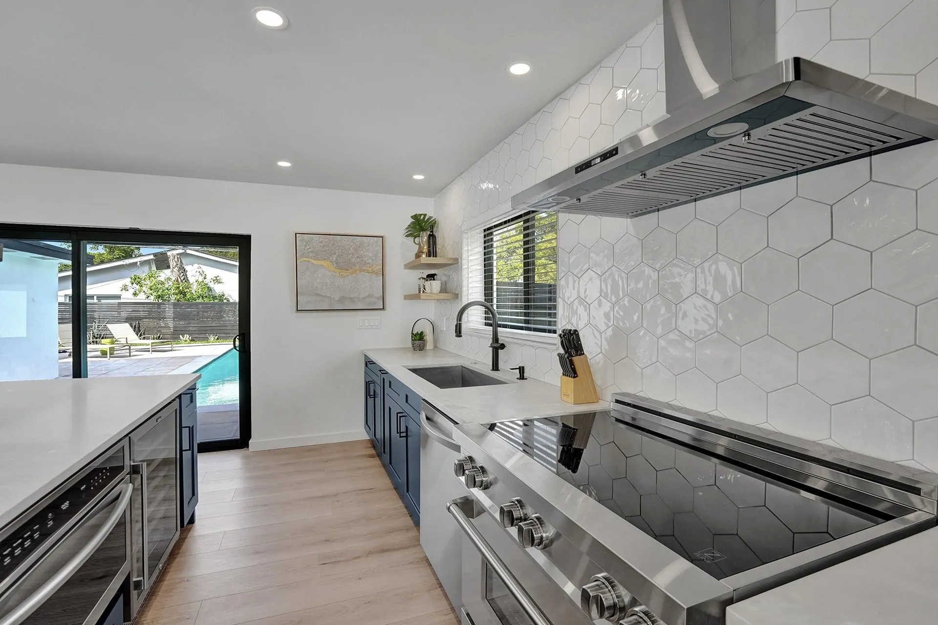 5501 NE 18th Ter