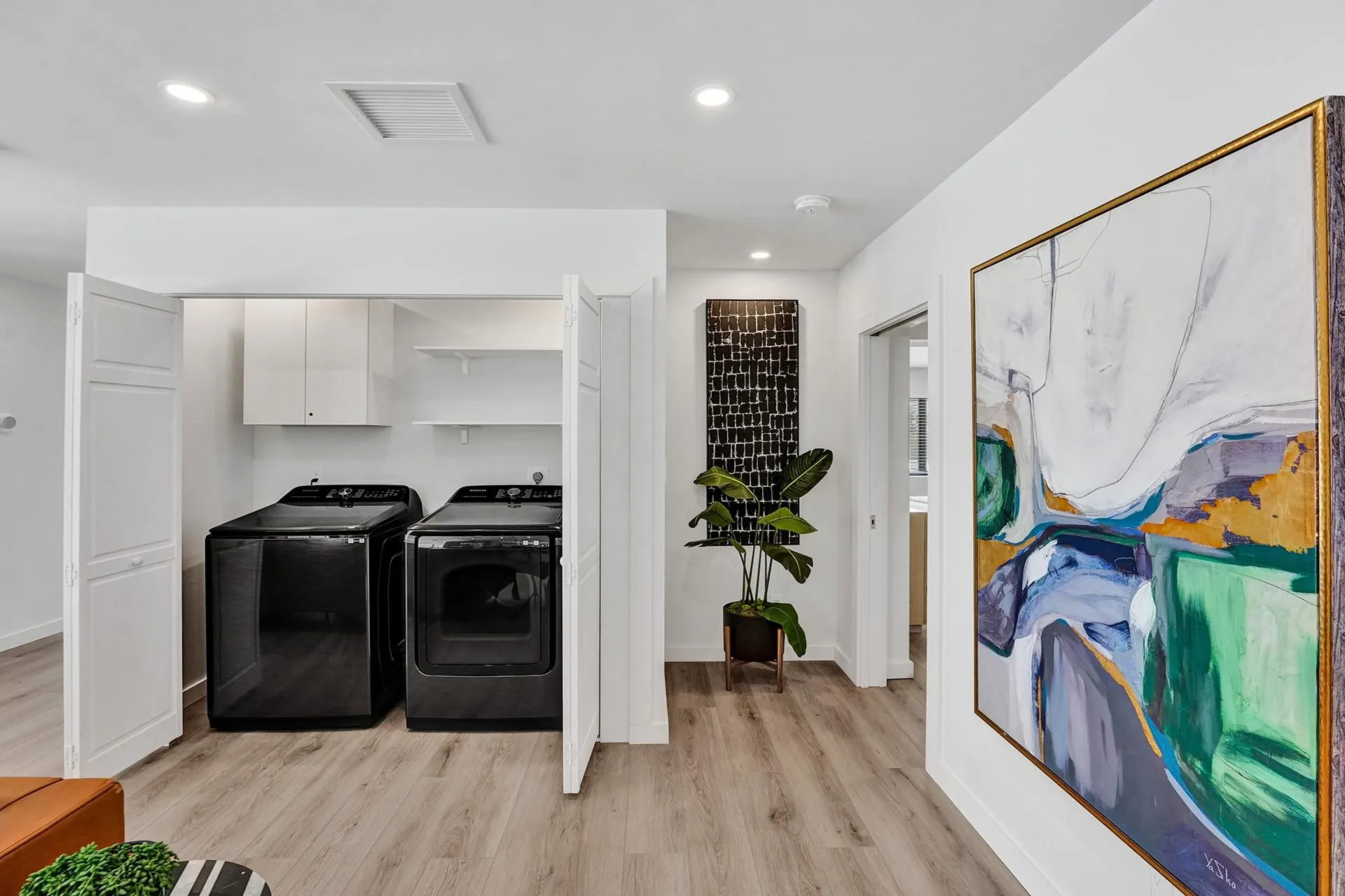 5501 NE 18th Ter