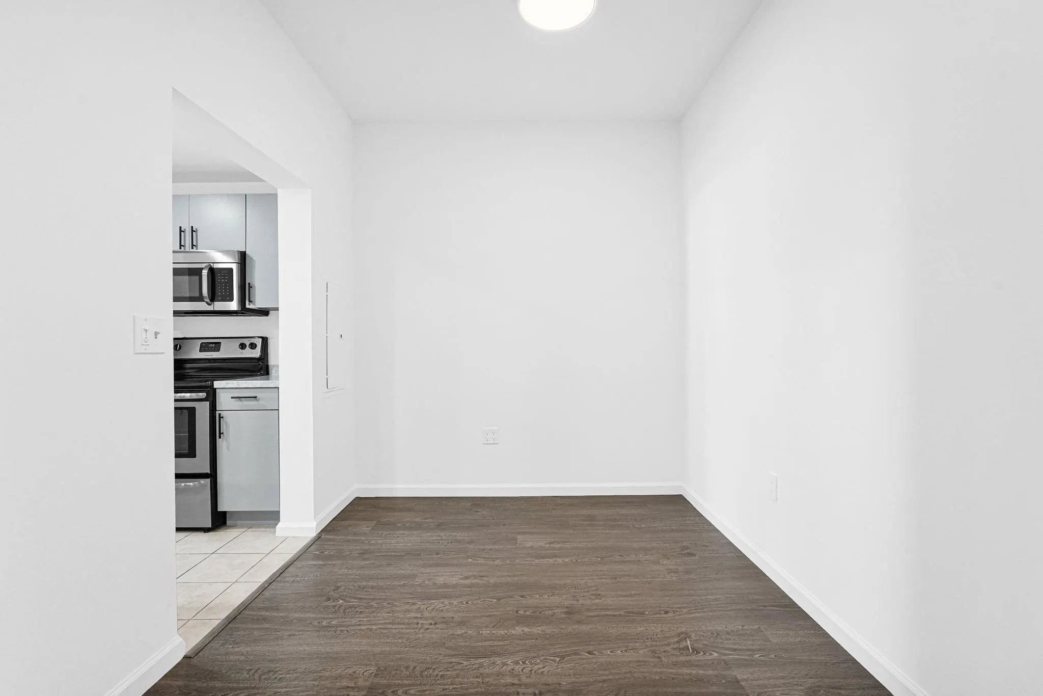 533 NE 3rd Ave, #230