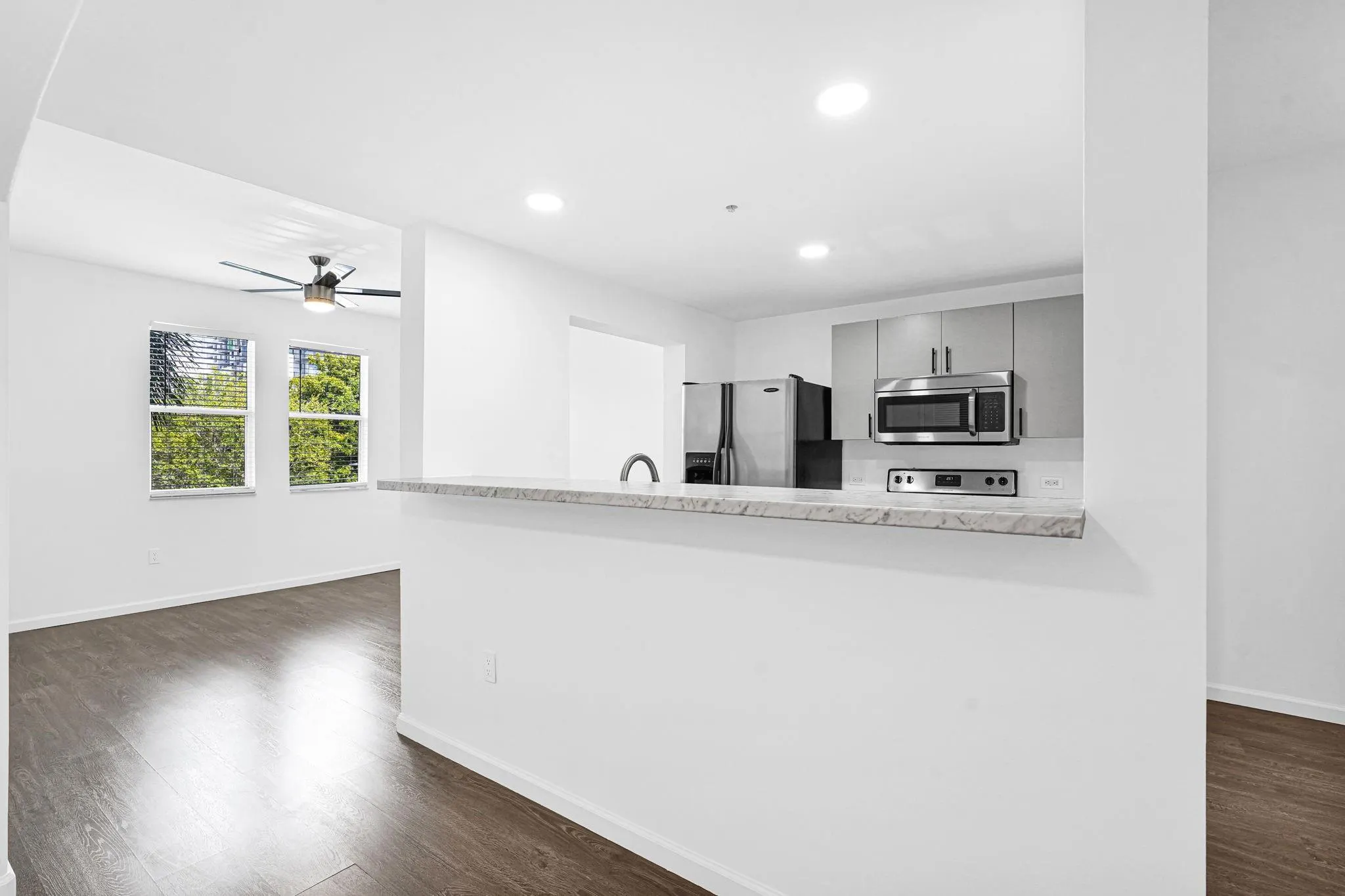 533 NE 3rd Ave, #230