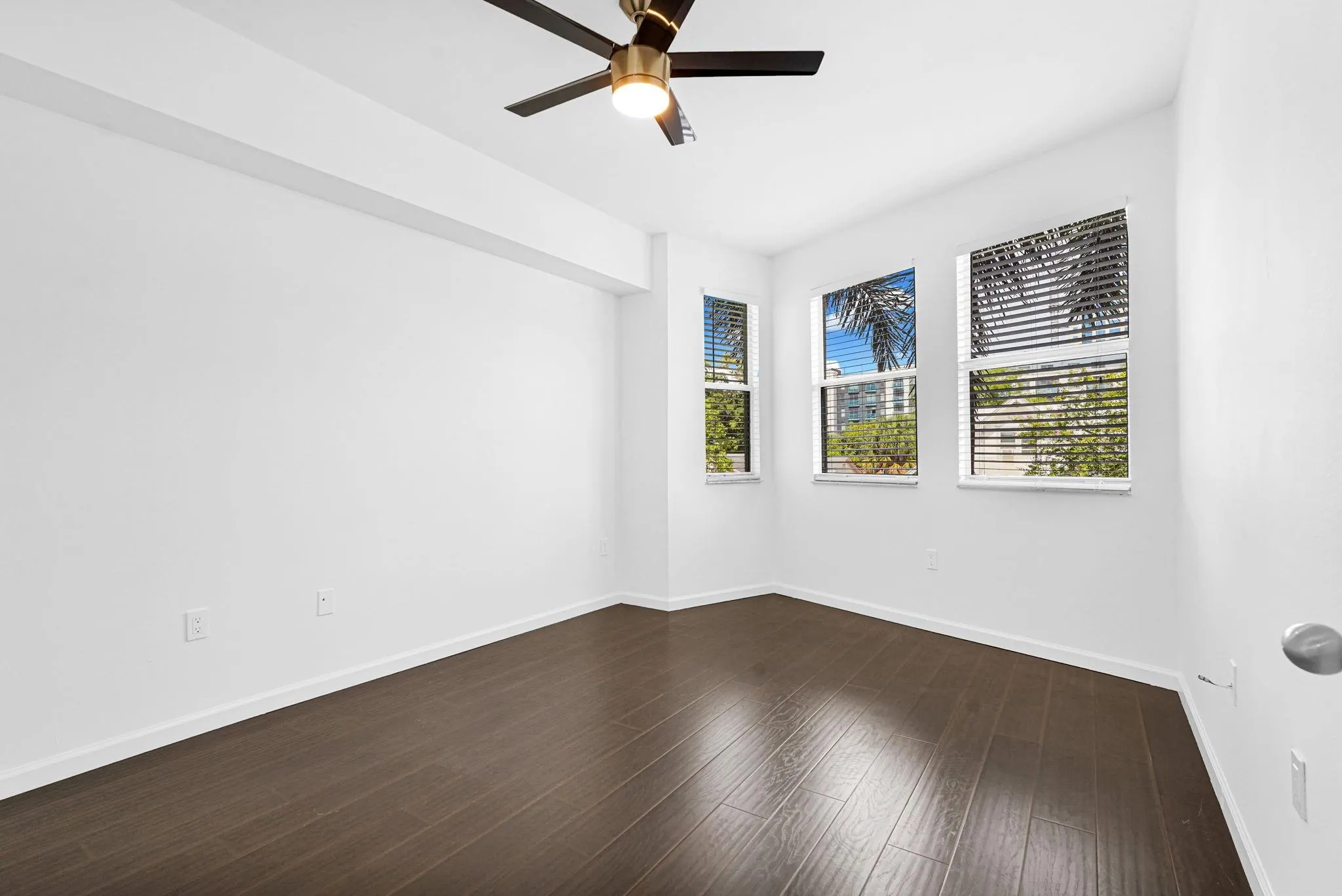 533 NE 3rd Ave, #230