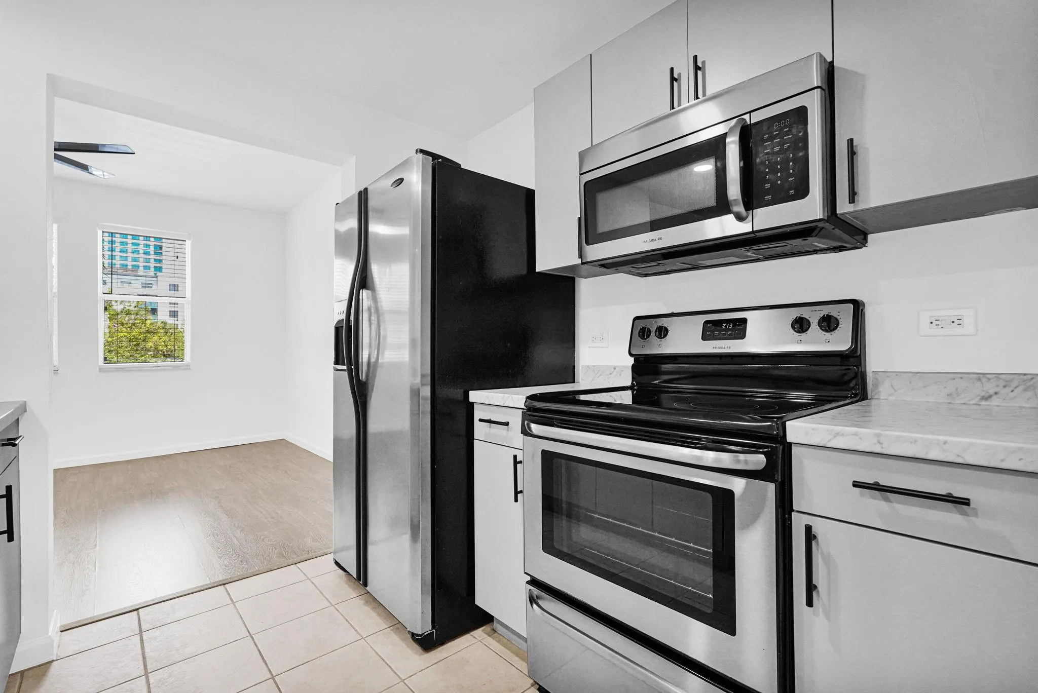 533 NE 3rd Ave, #230