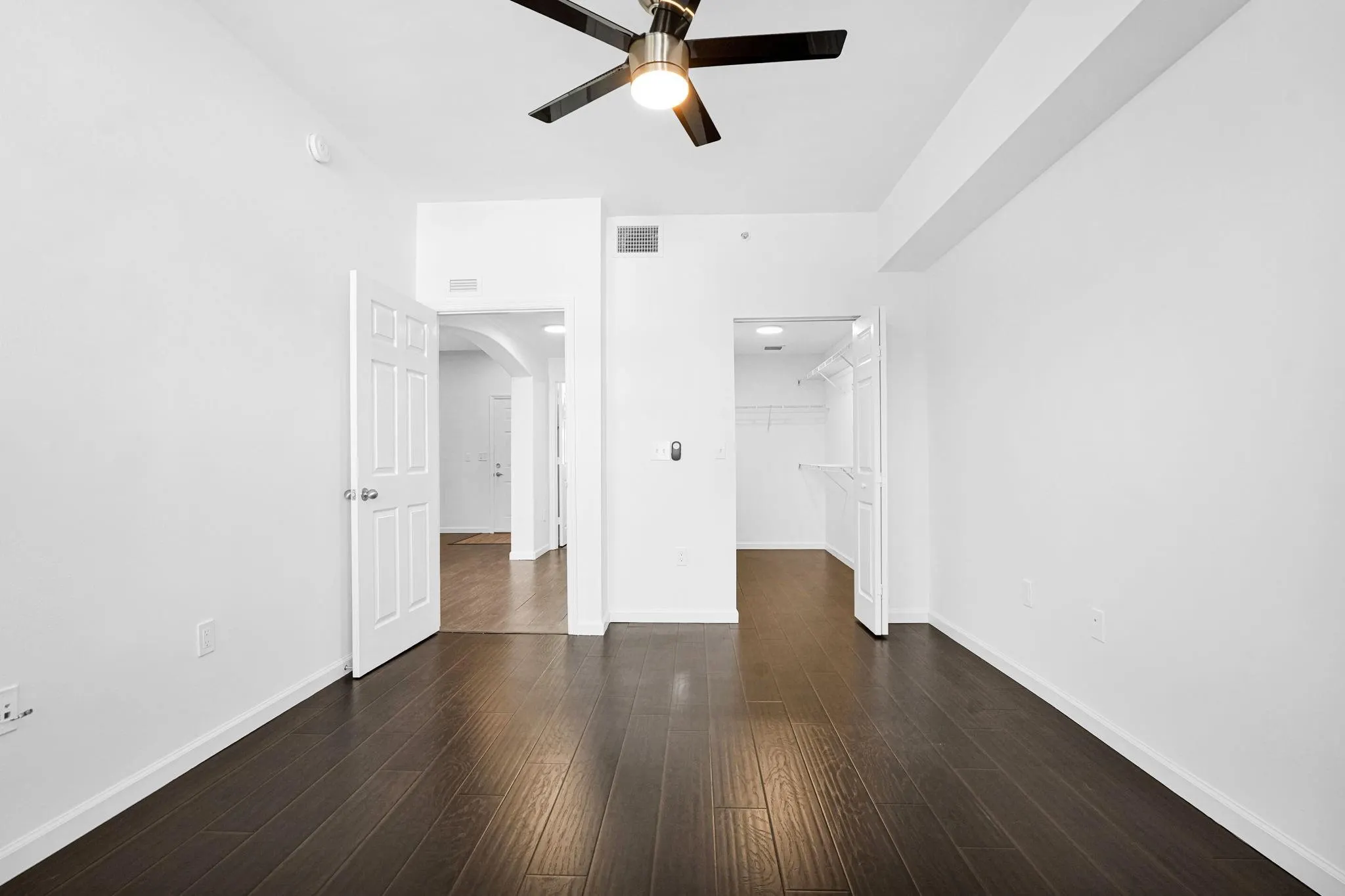 533 NE 3rd Ave, #230
