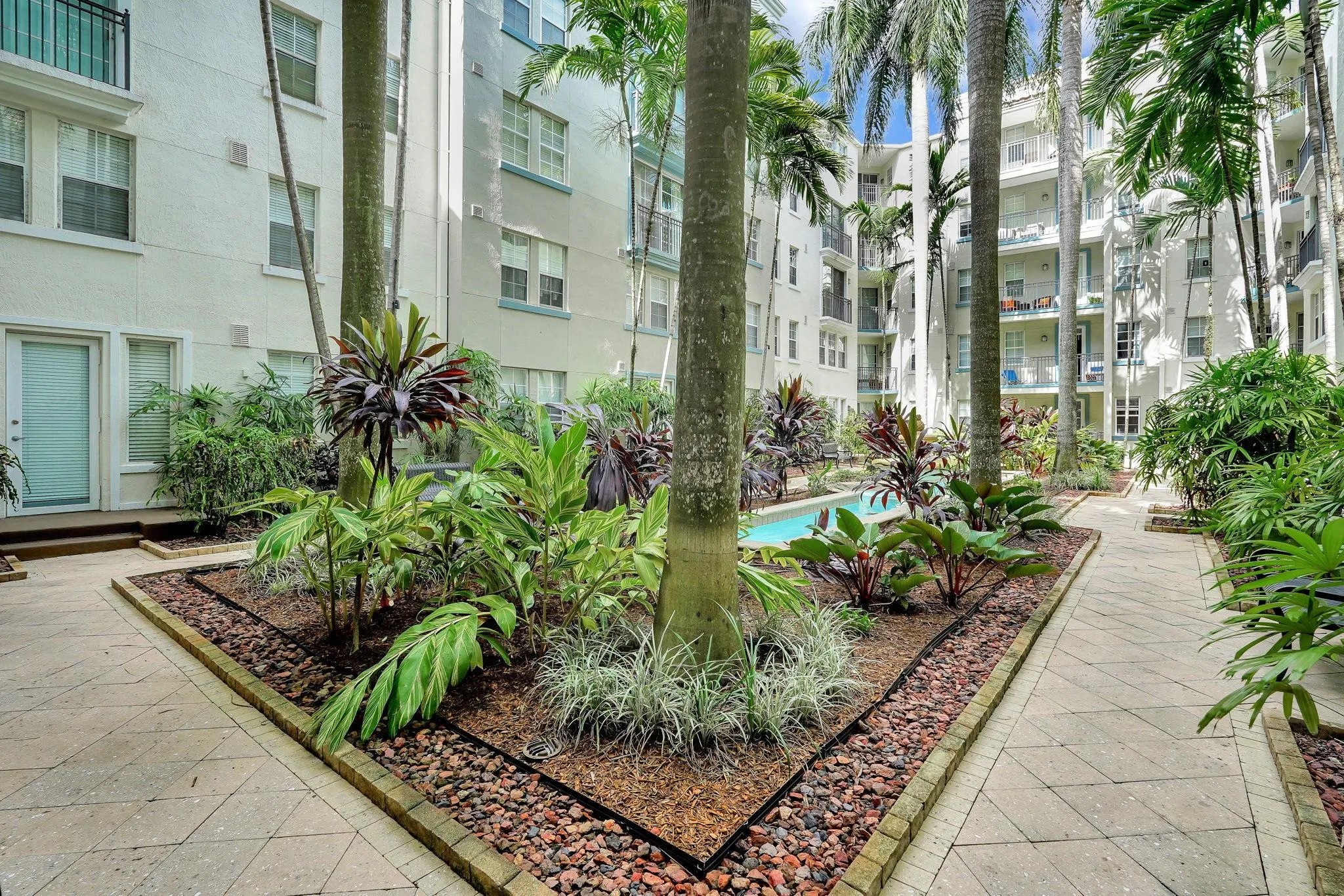 533 NE 3rd Ave, #230