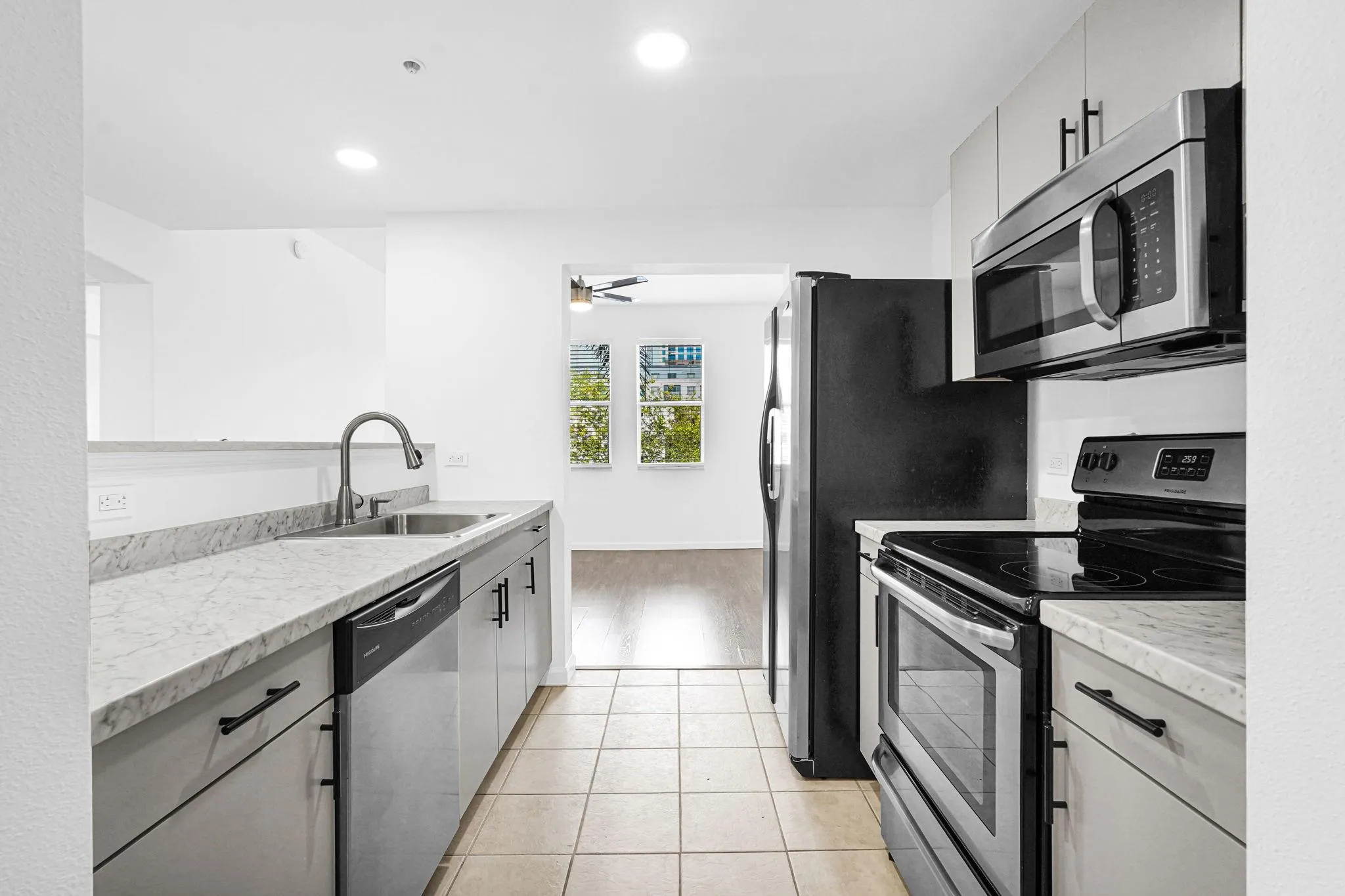 533 NE 3rd Ave, #230