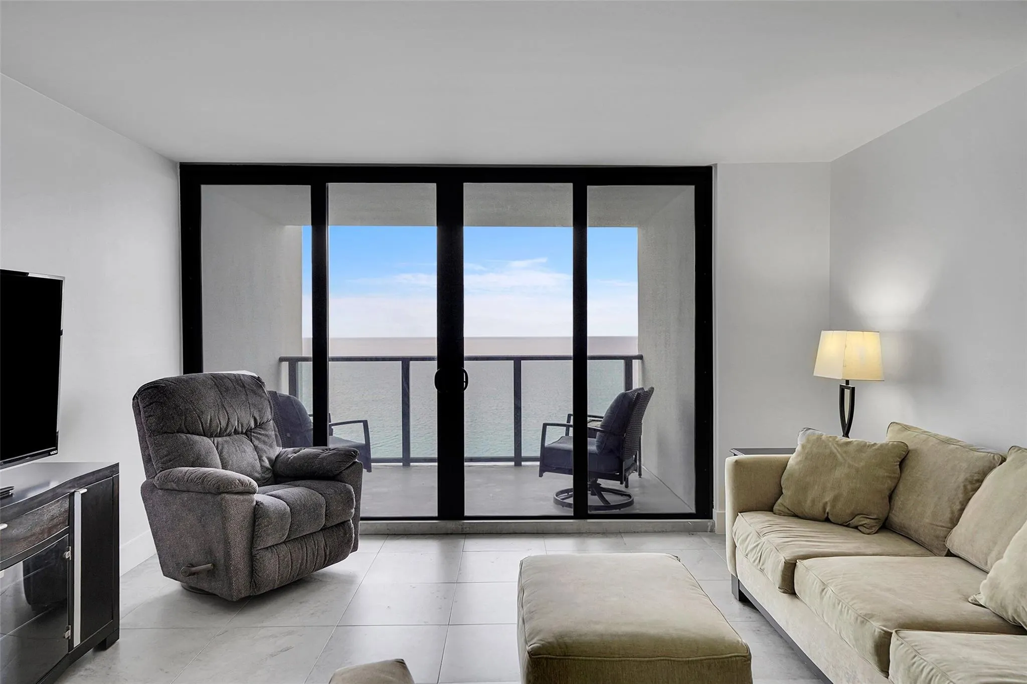 2301 S Ocean Dr, #1701