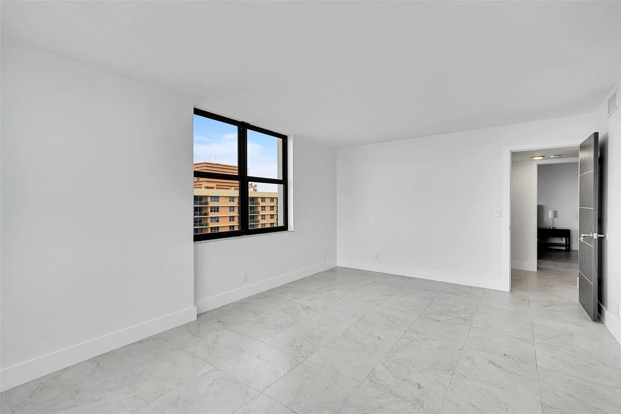 2301 S Ocean Dr, #1701