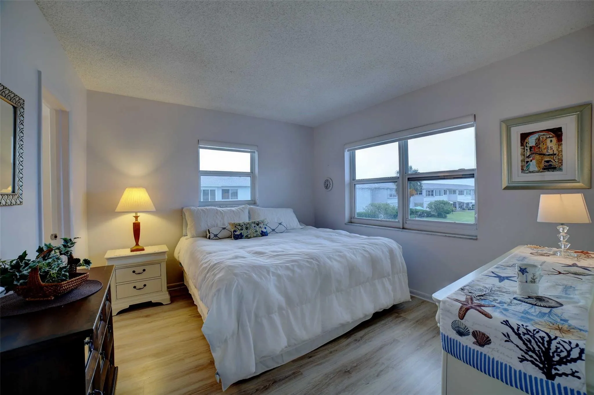 1801 Ocean Dr, #201