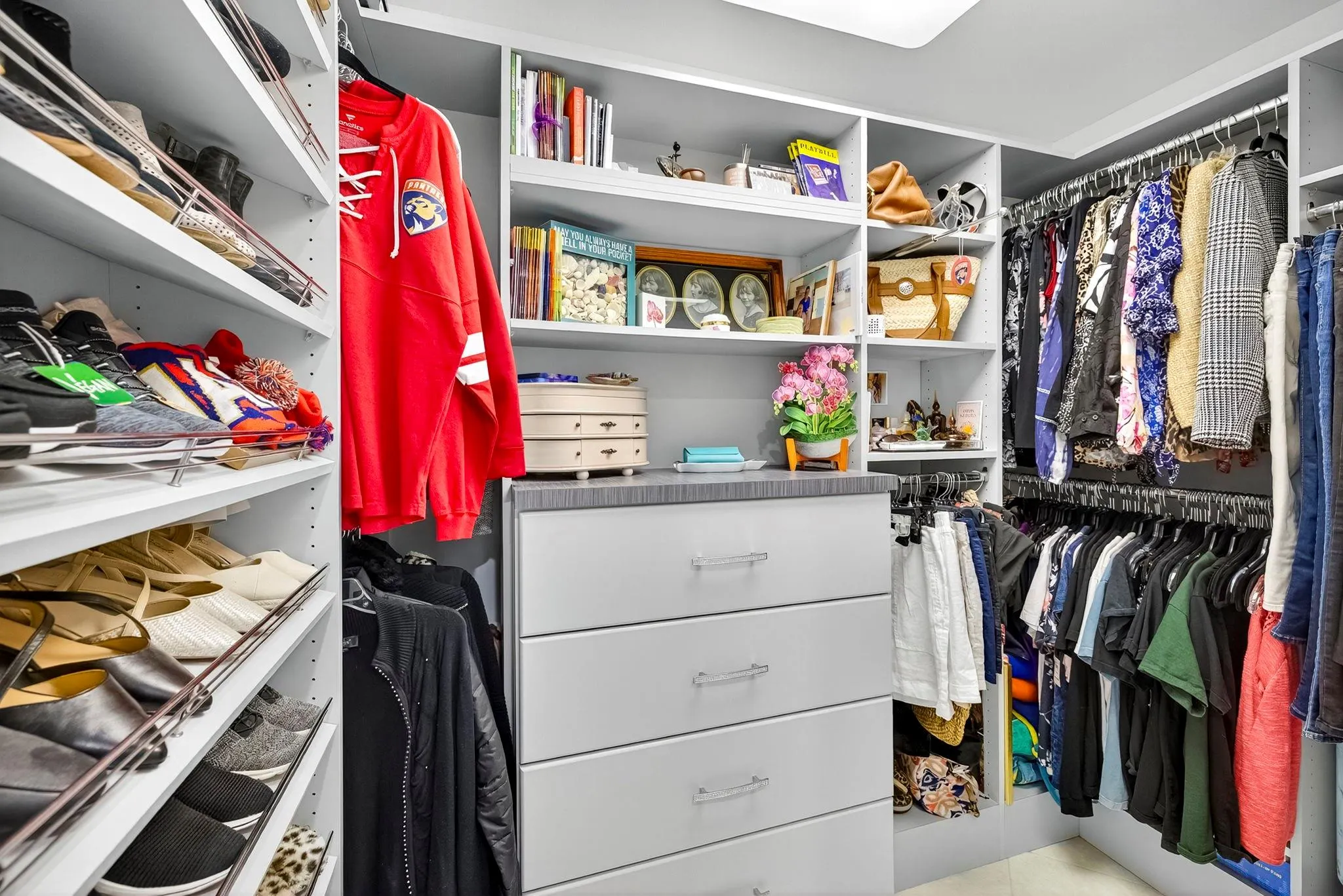 1228 Hillsboro Mile, #203