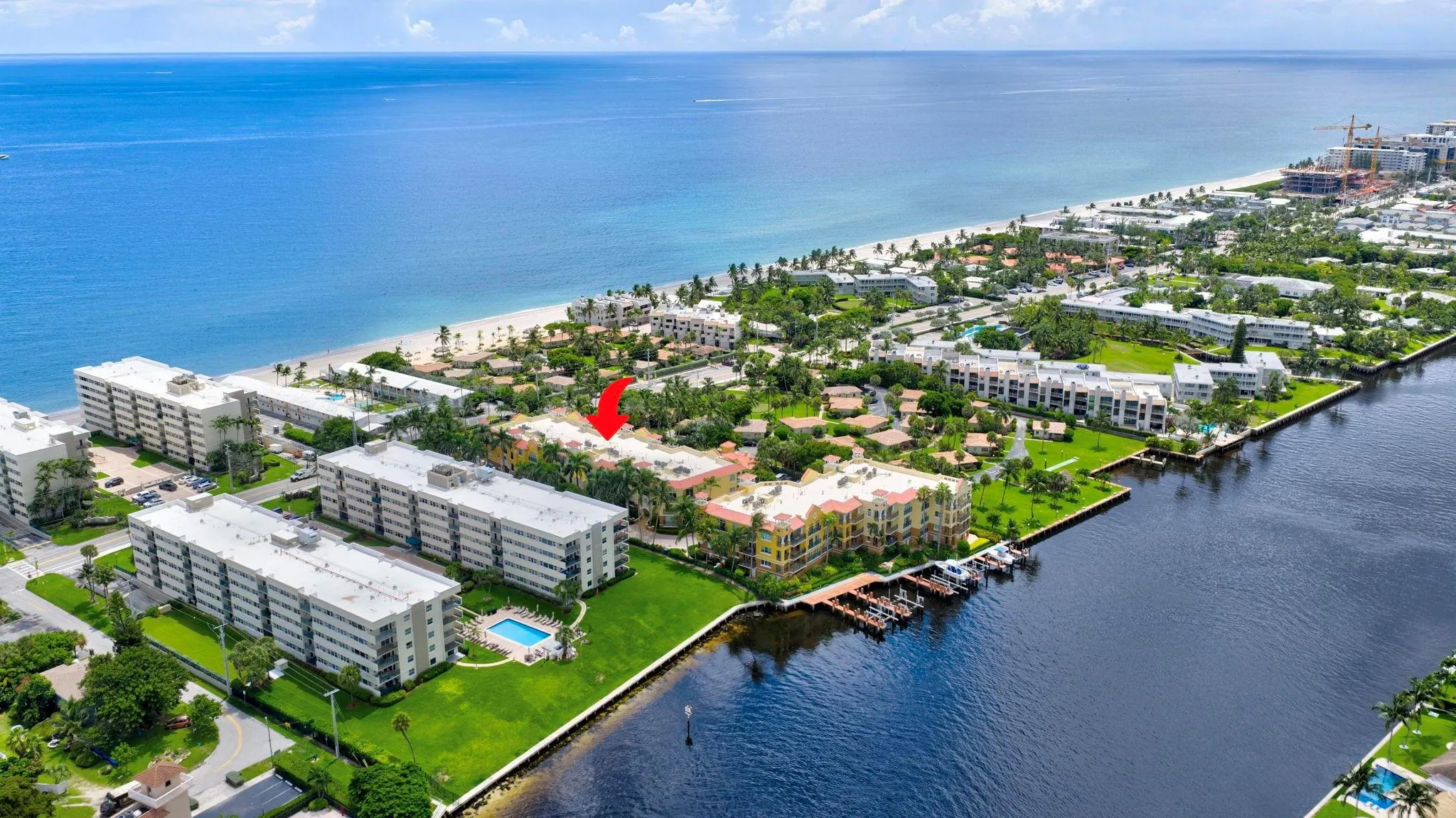 1228 Hillsboro Mile, #203