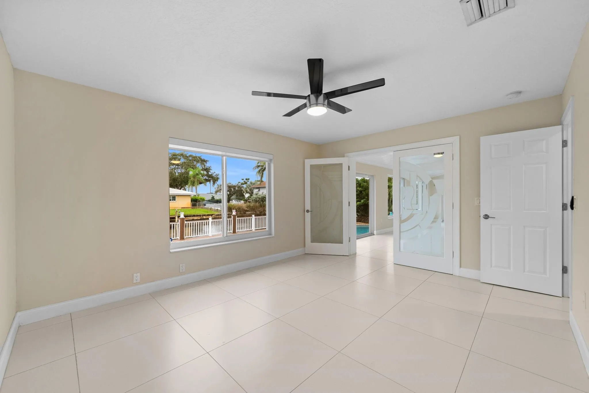 1412 NE 53rd Ct