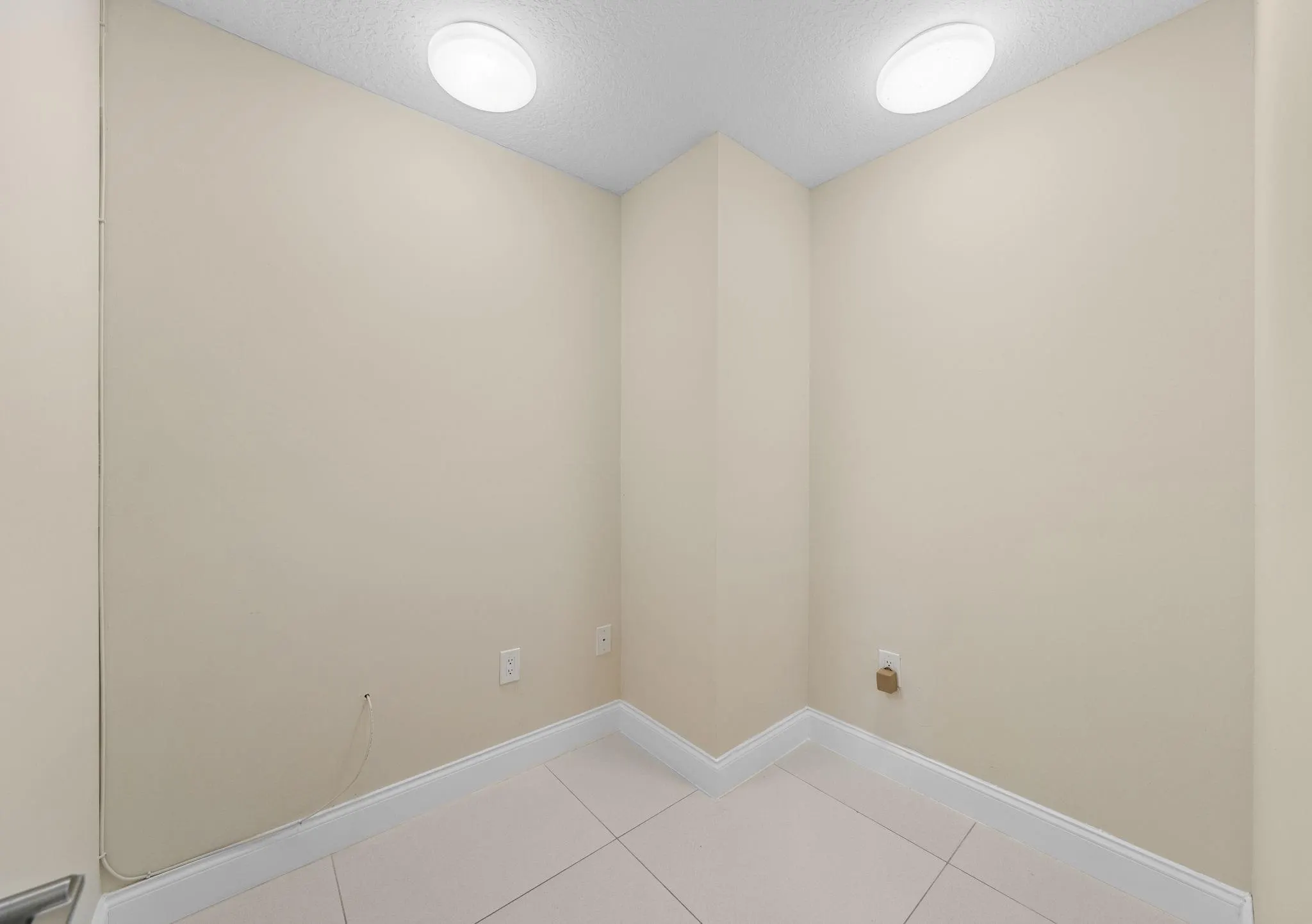 1412 NE 53rd Ct