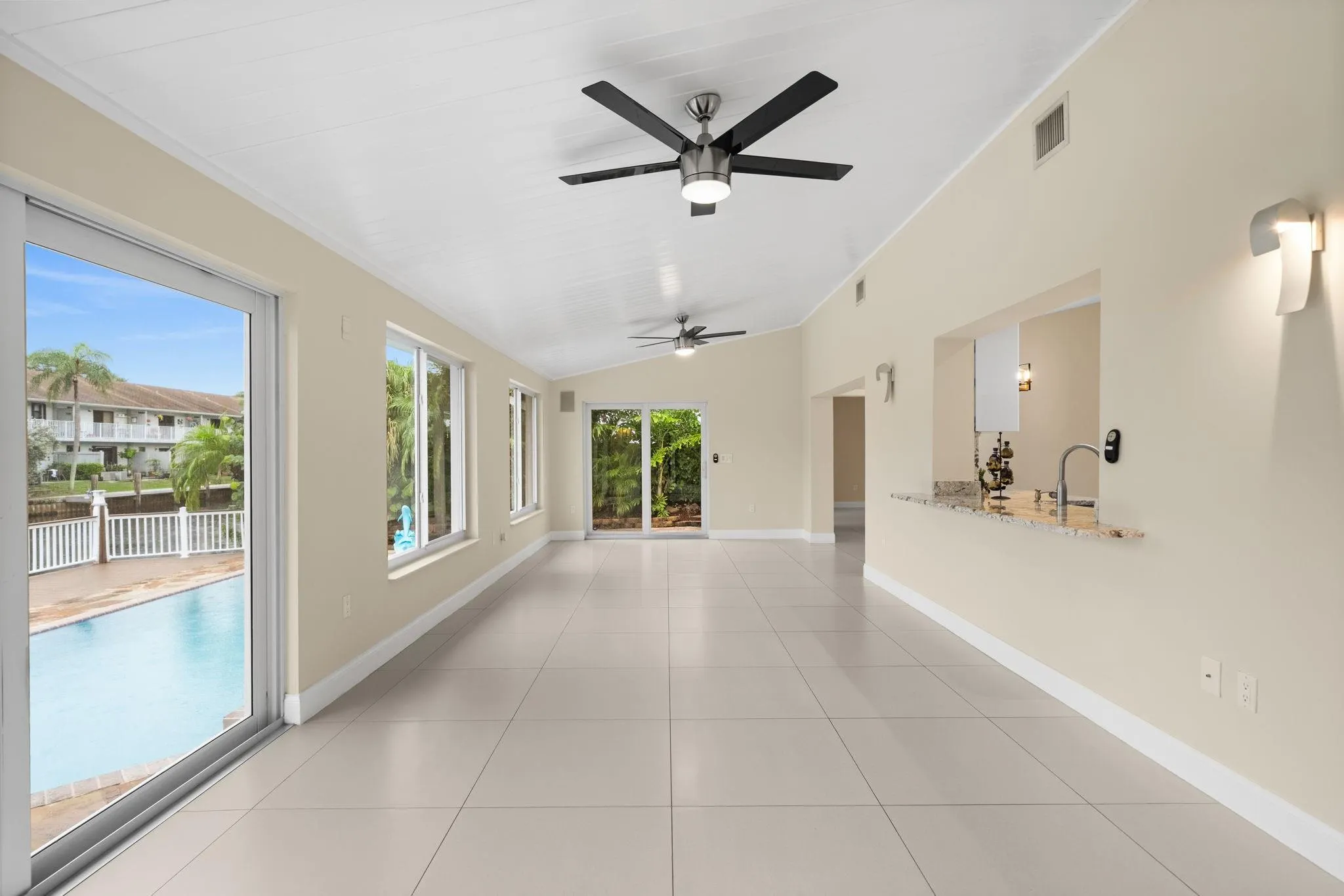 1412 NE 53rd Ct