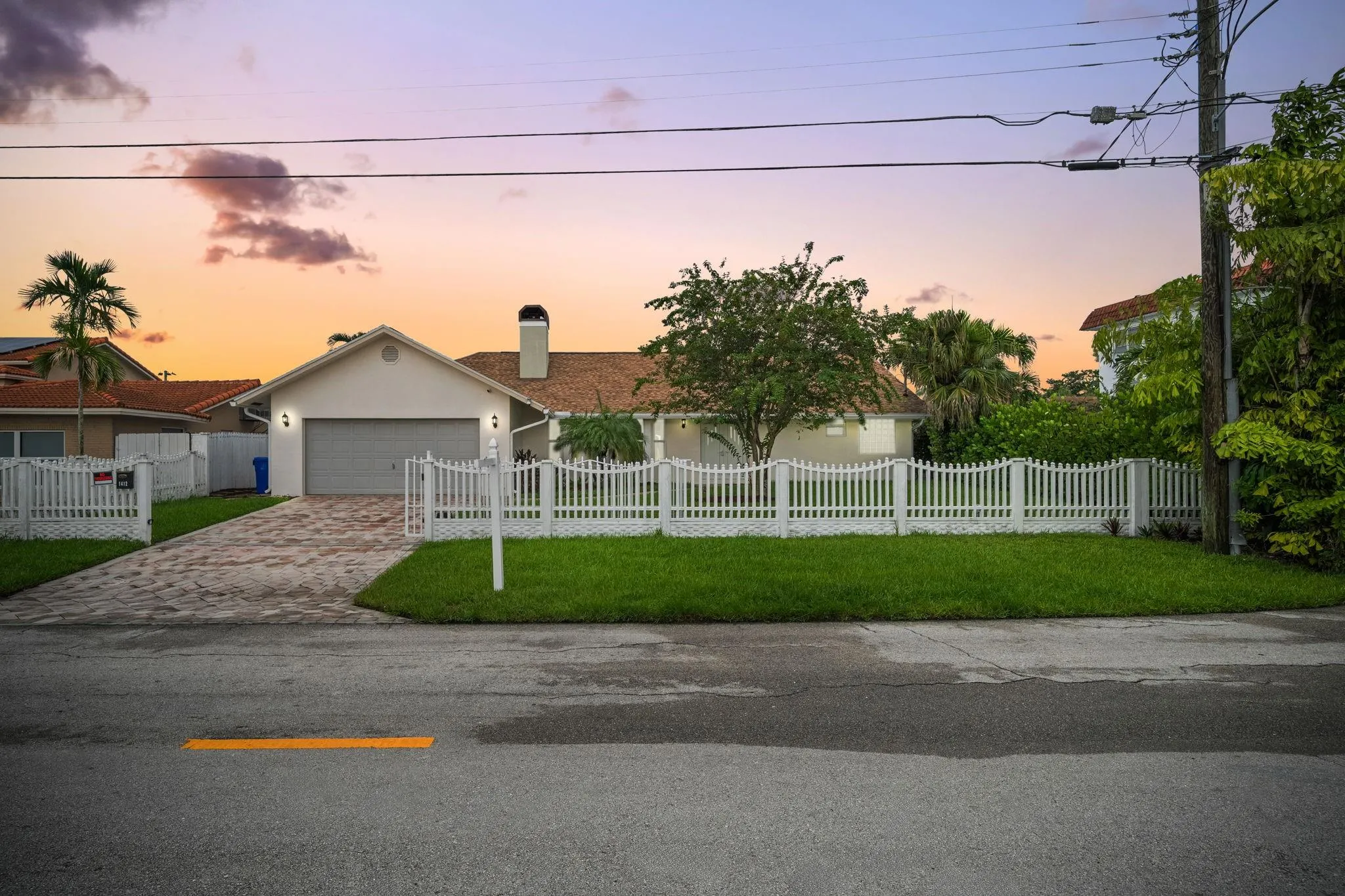 1412 NE 53rd Ct