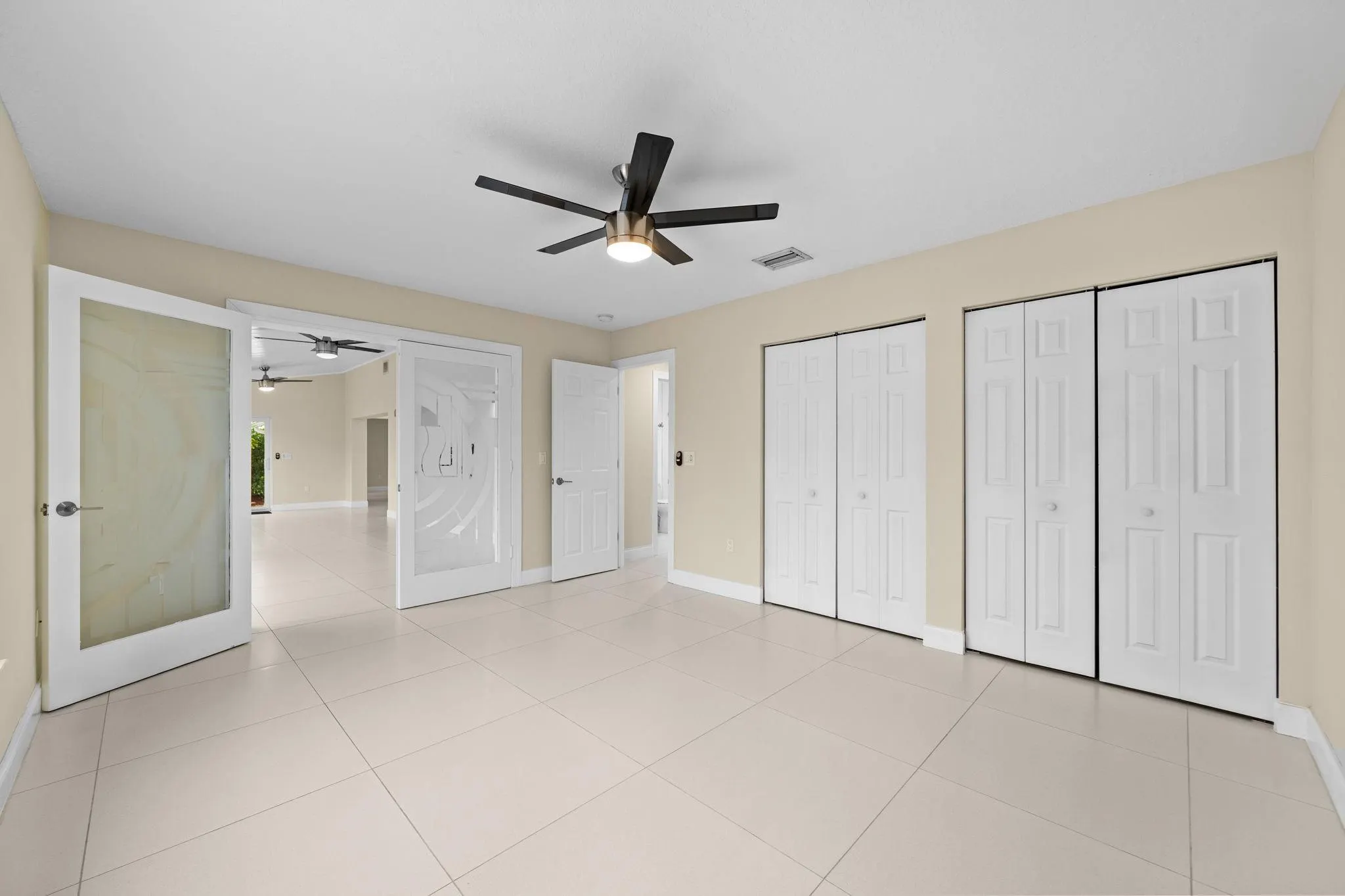 1412 NE 53rd Ct