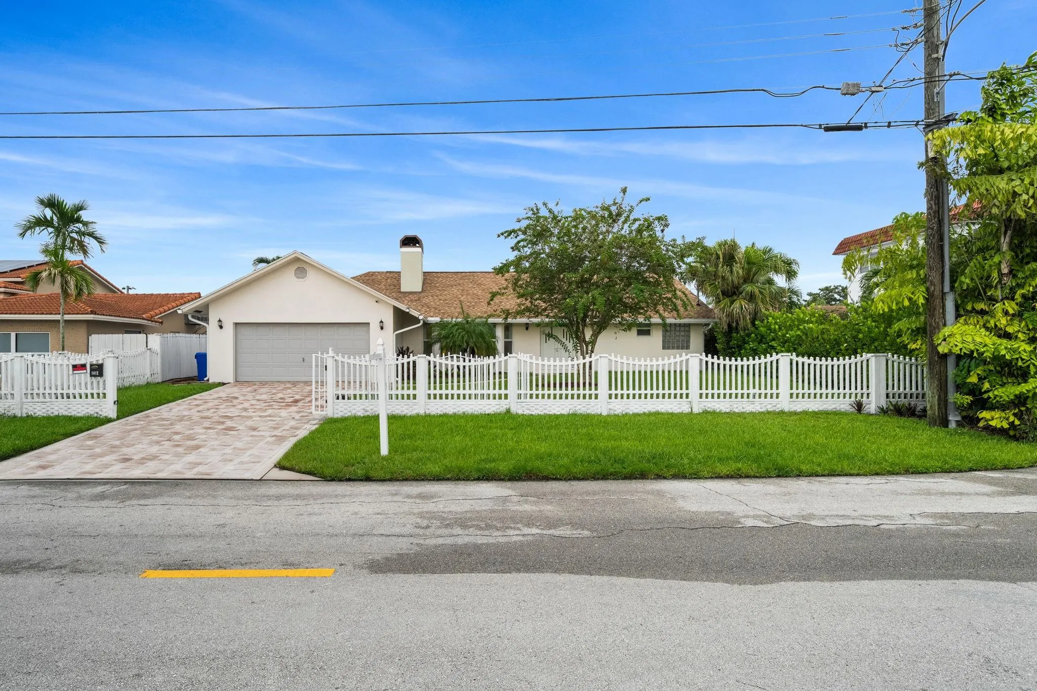 1412 NE 53rd Ct