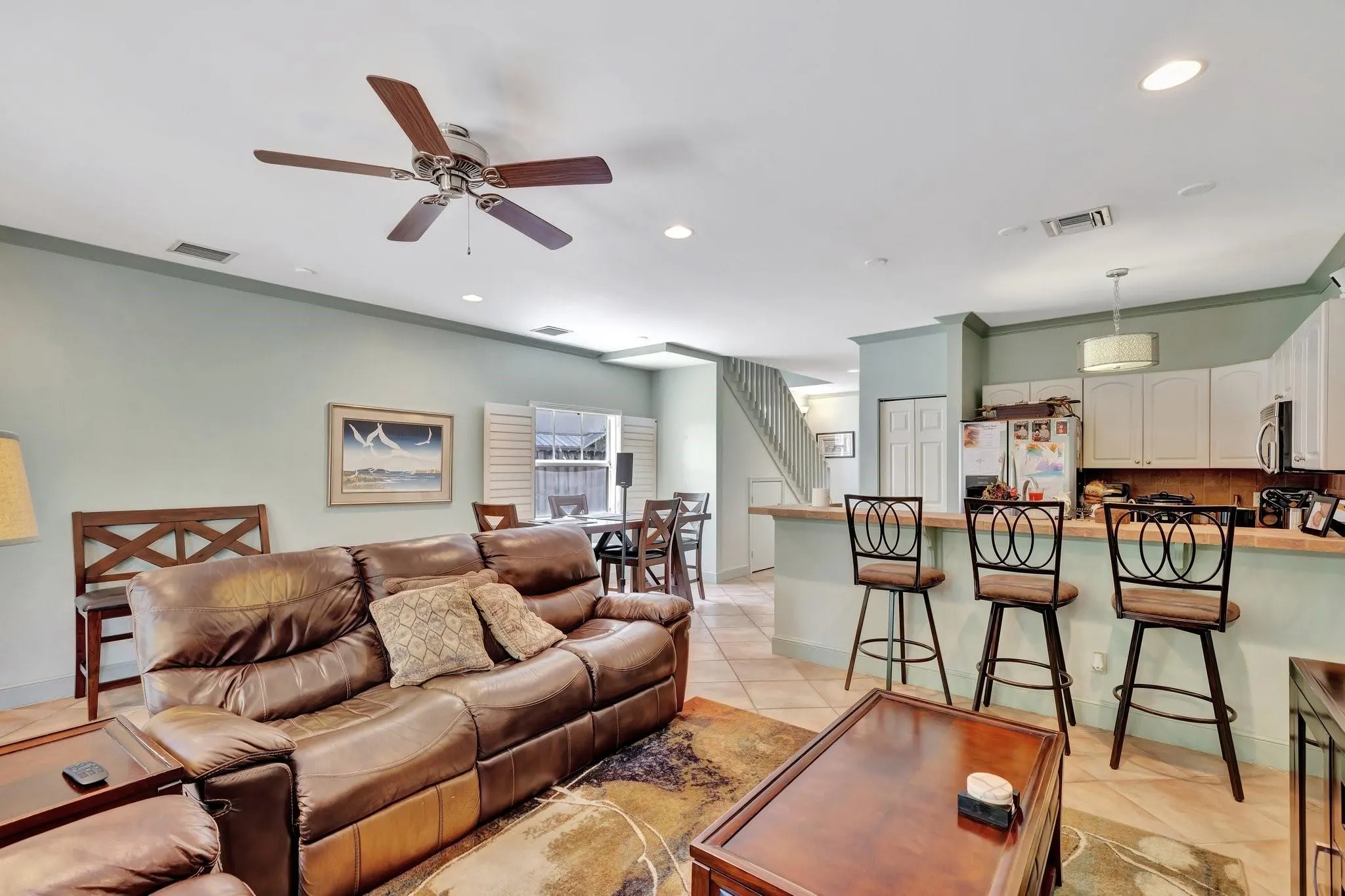 808 4th Ave