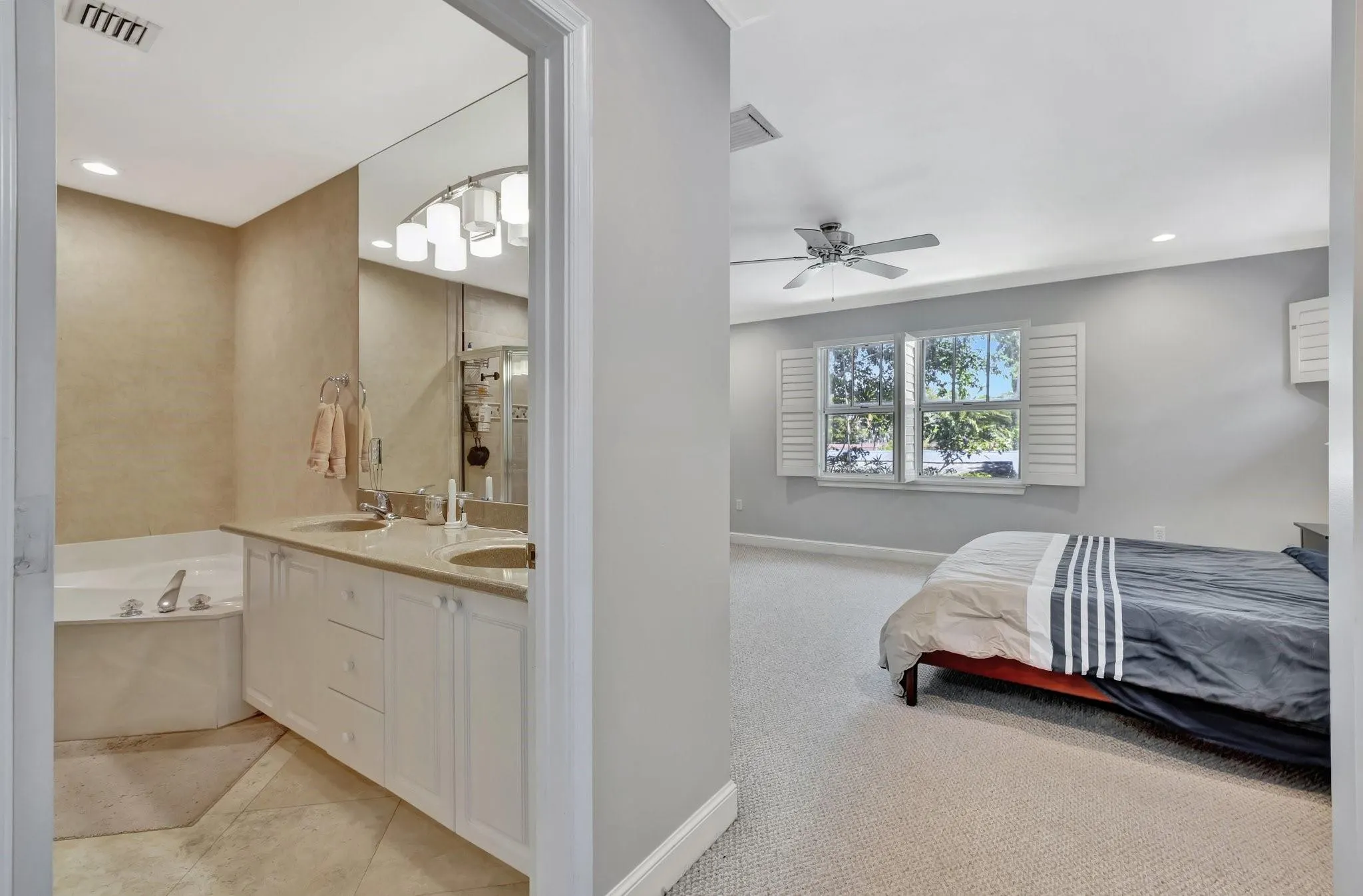 808 4th Ave