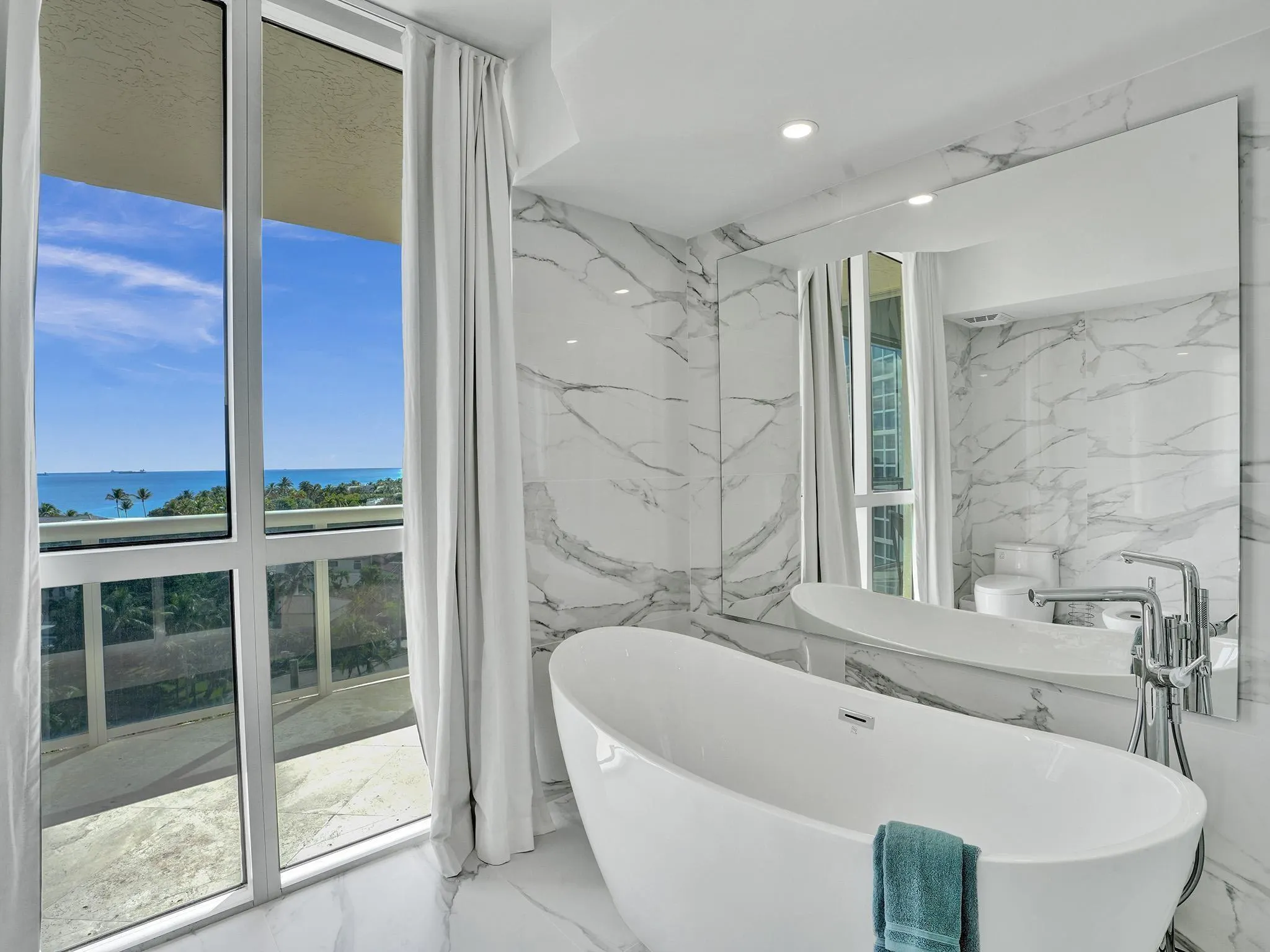 3100 N Ocean Blvd, #808