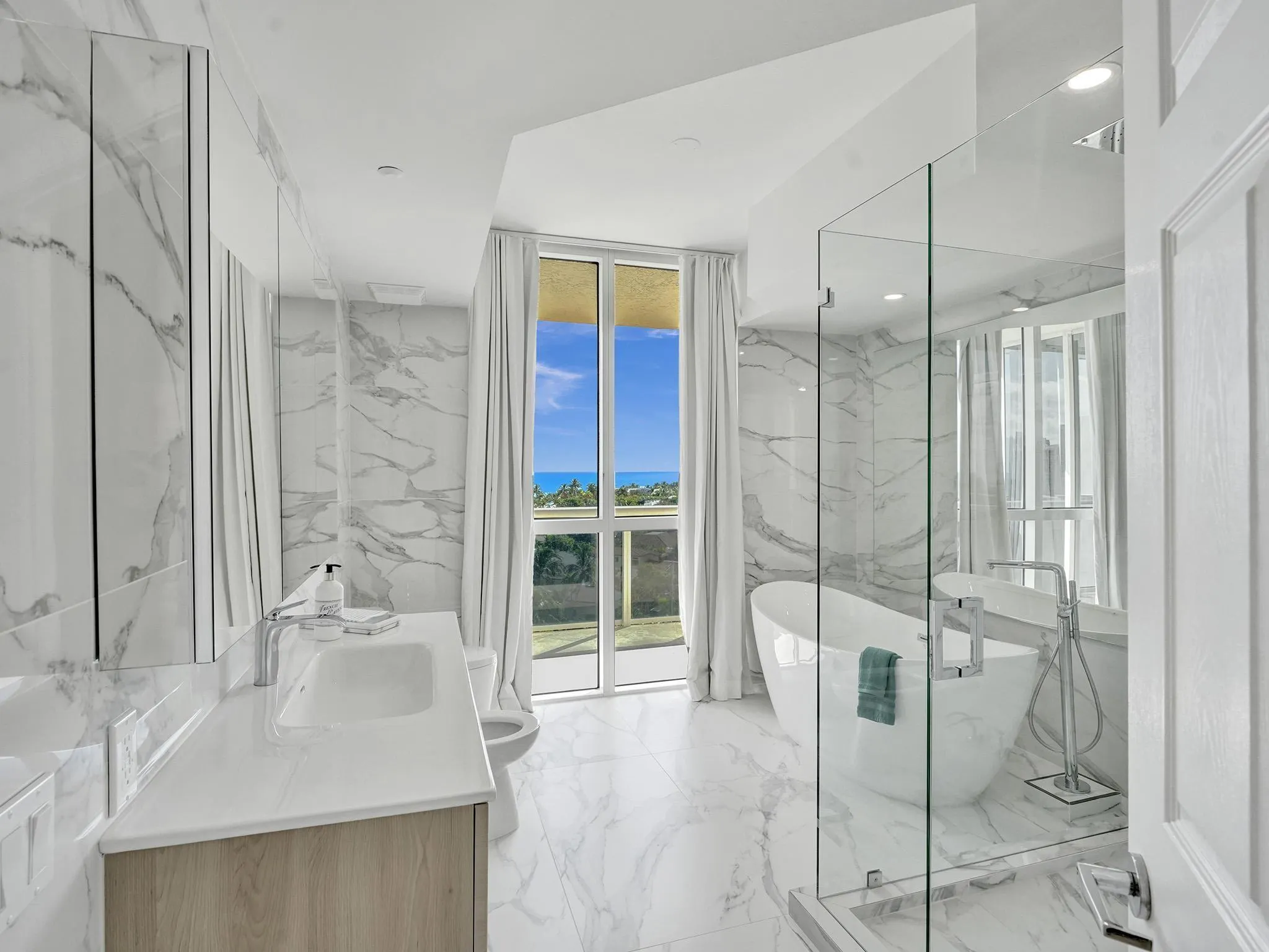 3100 N Ocean Blvd, #808