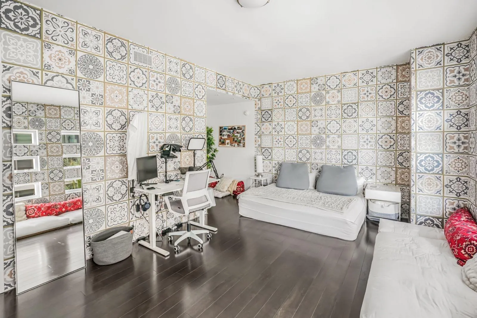 1040 Biscayne Blvd, #1102