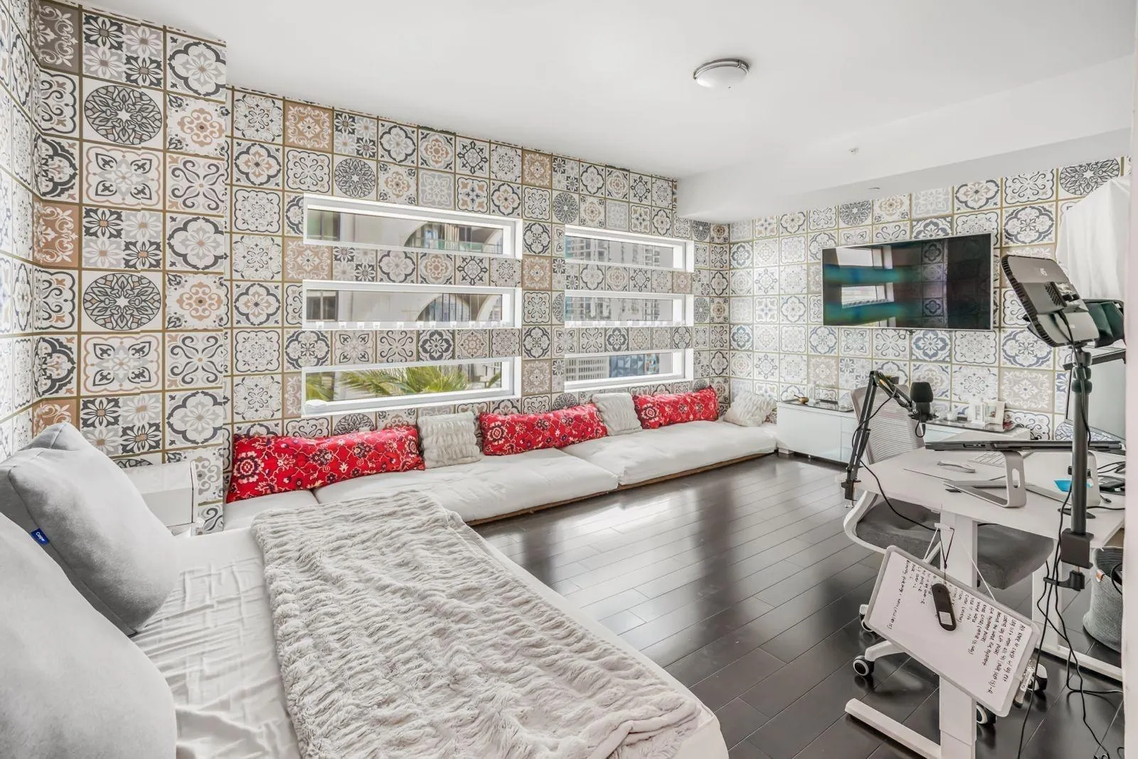 1040 Biscayne Blvd, #1102